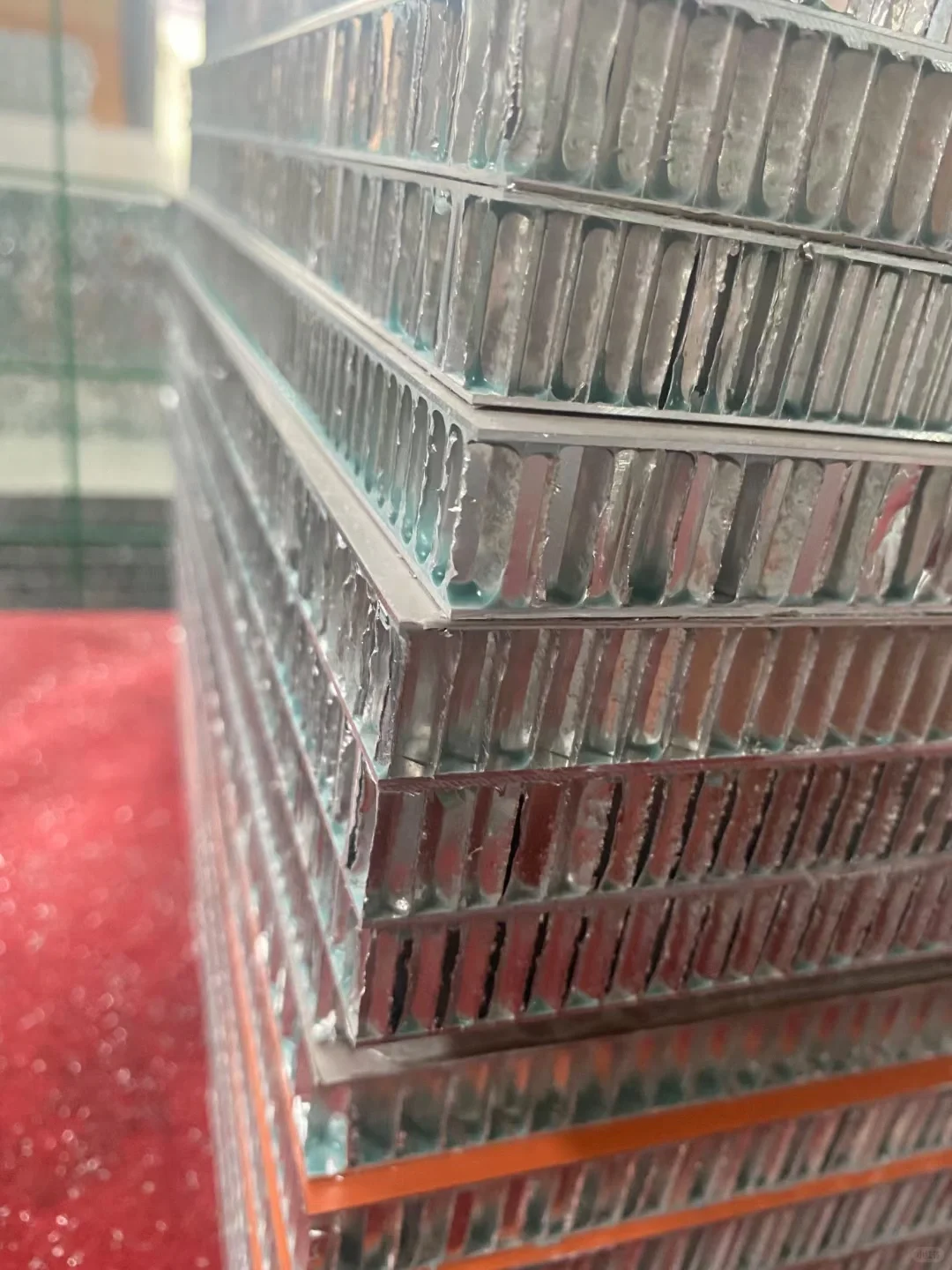 论如何吸引到蜂窝板采购商