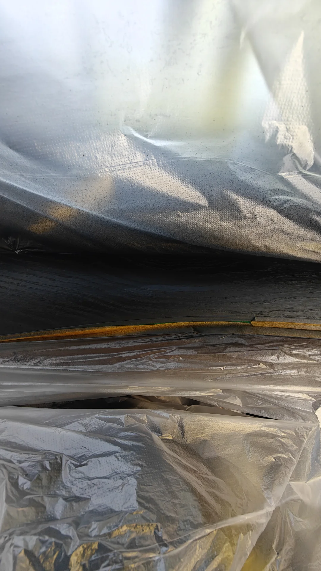 ?仪表台岑木件被扯坏了