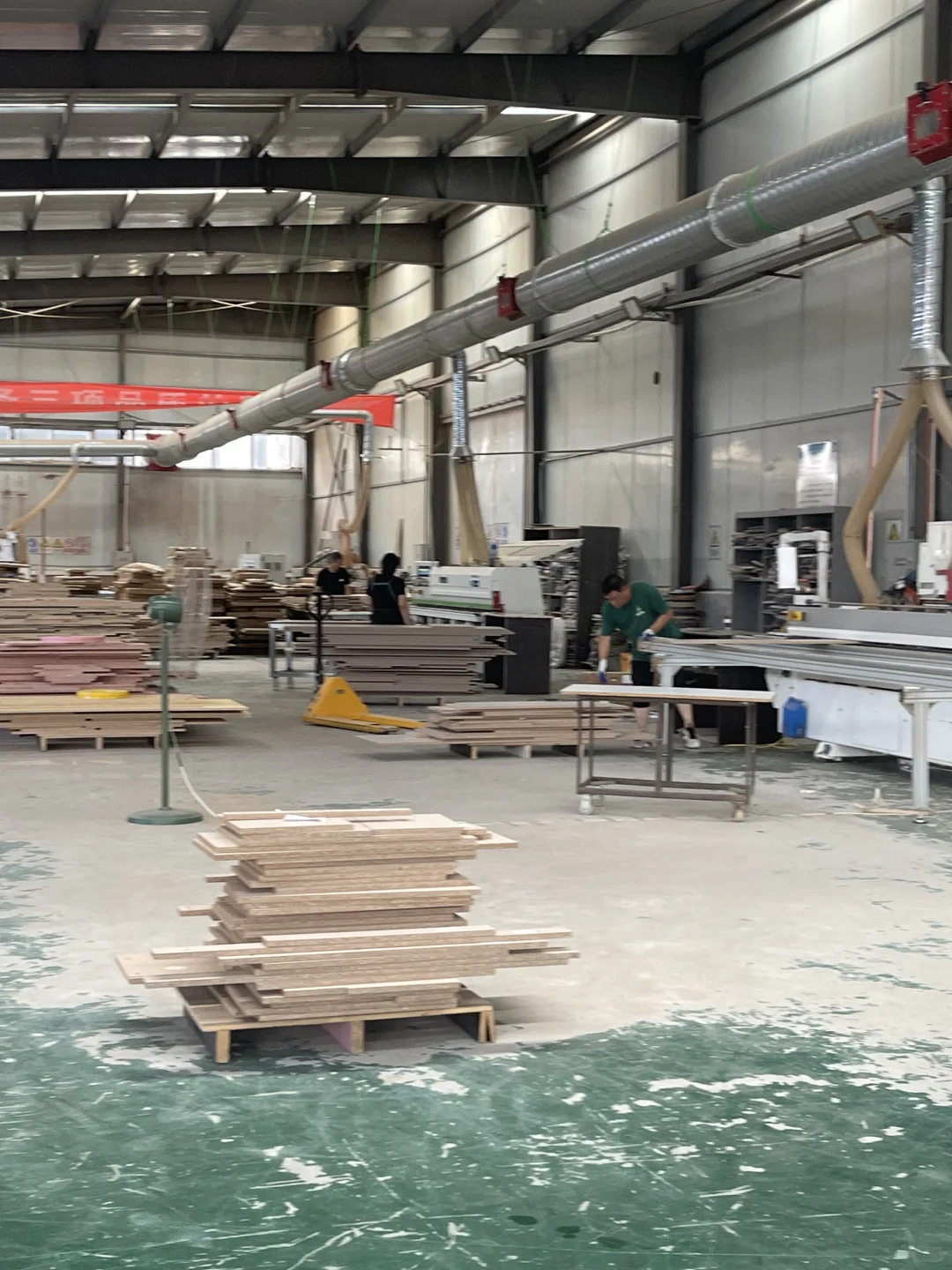 太原宝藏及全屋定制工厂?