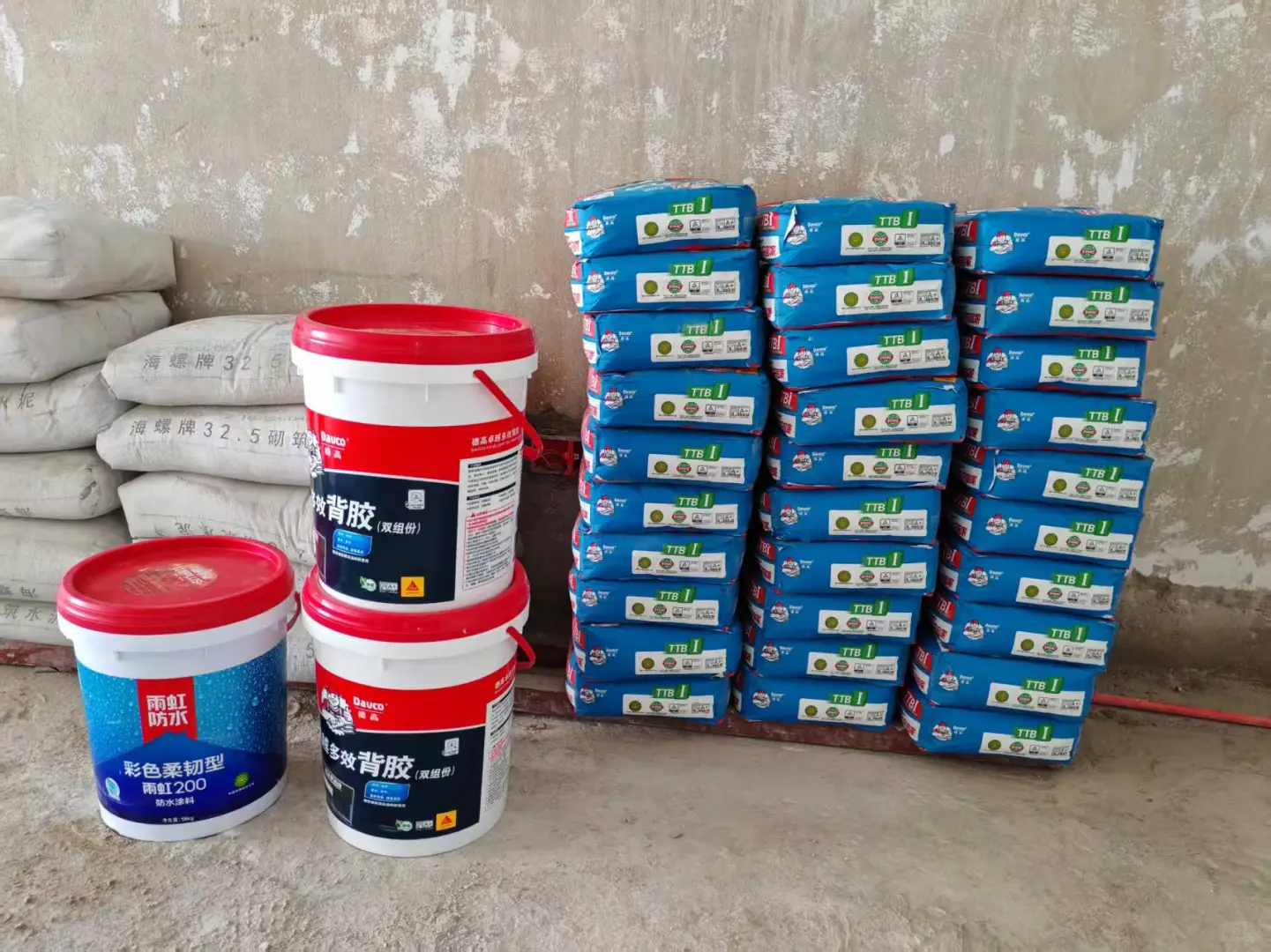 雨虹防水到货实拍｜南宁防水材料批发