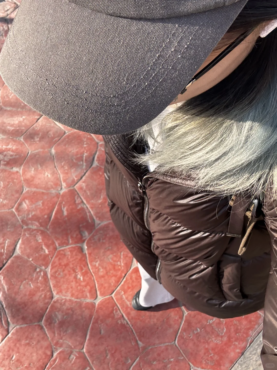 祝贺这位女士这些年第一次抢上图书馆静音仓