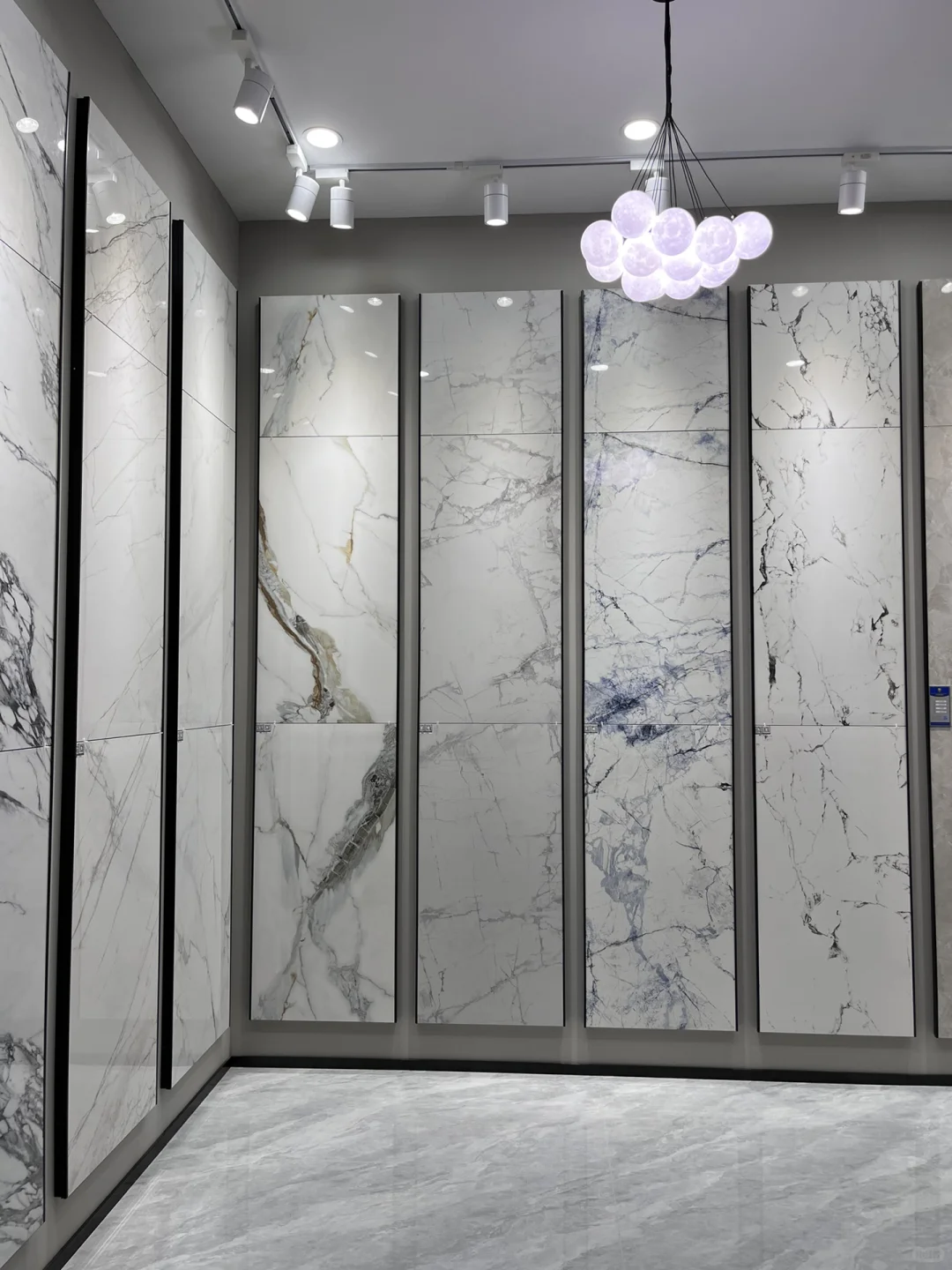 瓷砖批发宝藏店铺