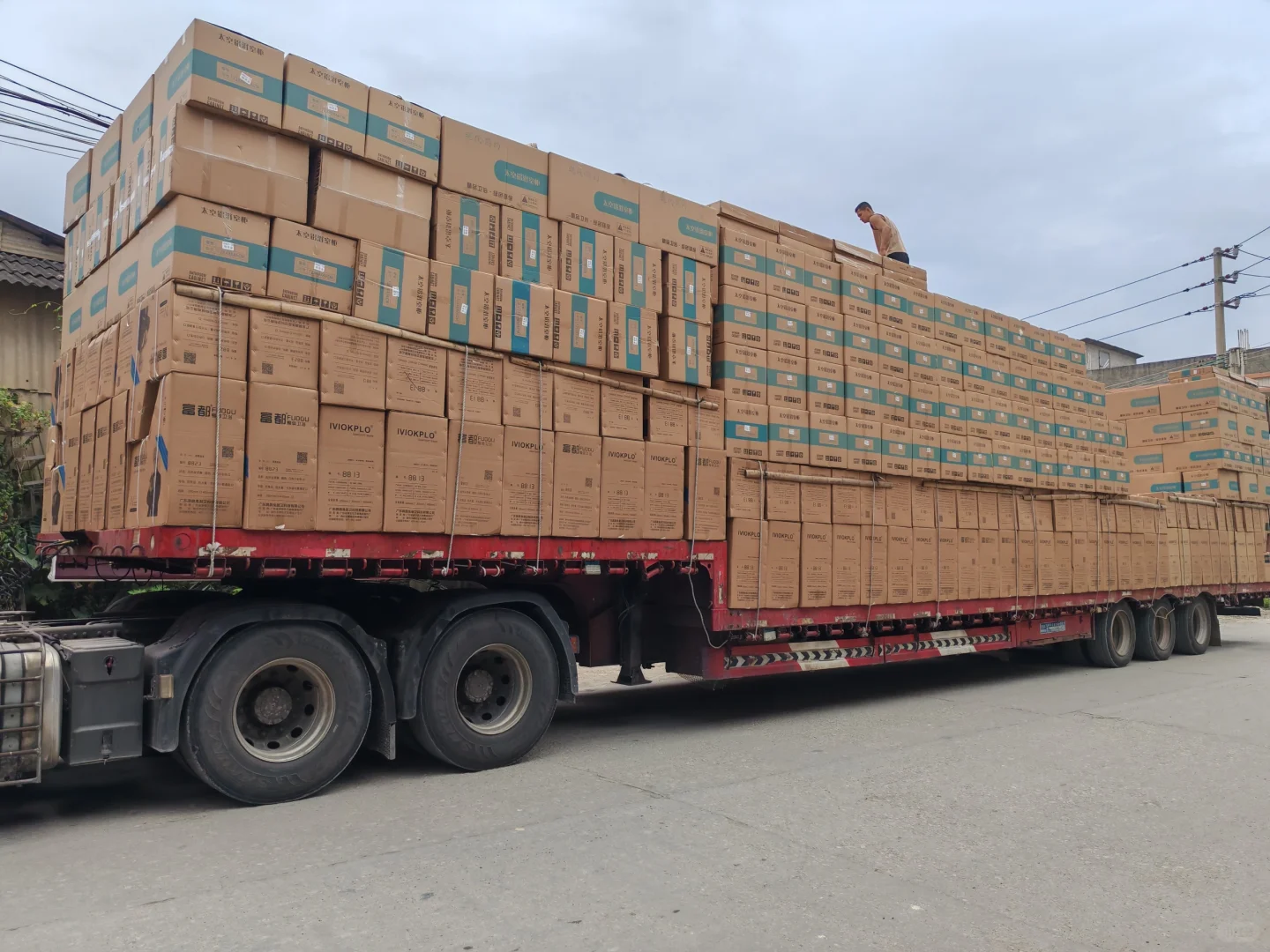 在潮州古巷——20年卫浴生产经验