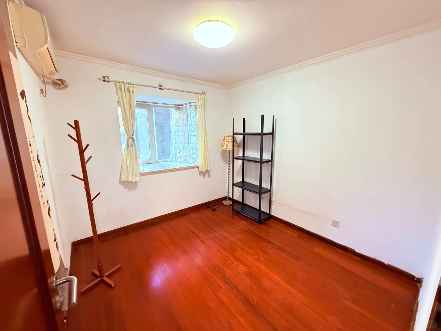 六道口 林业大学家属院 精装三居室 南北向