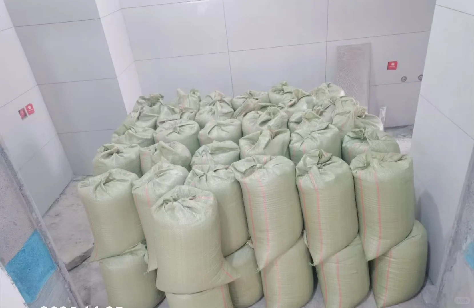 十二月了在搬两个月砖又过年了（建材配送）