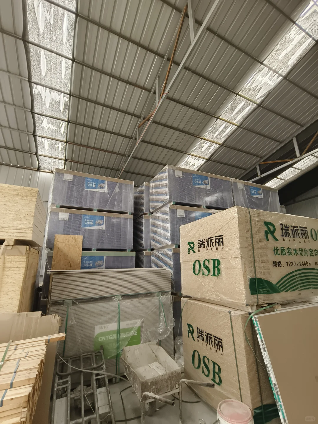 7.8日 建材库走一趟放眼望就我和文员两女的