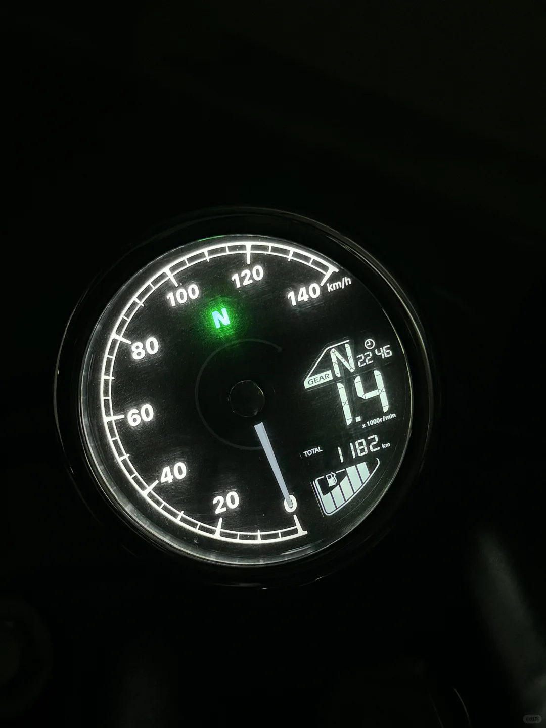 250clc仪表上的时间怎么修改？