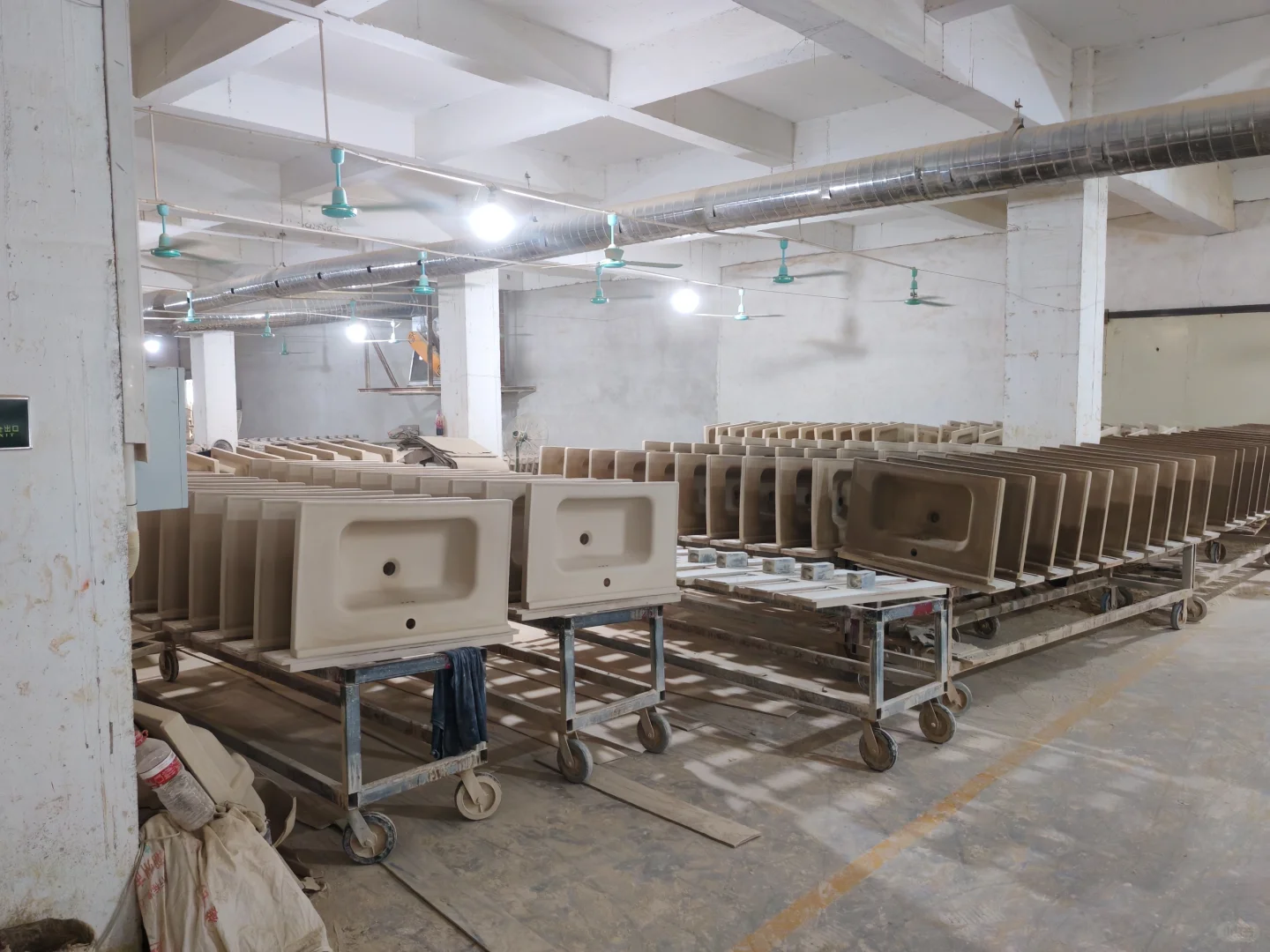 在潮州古巷——20年卫浴生产经验