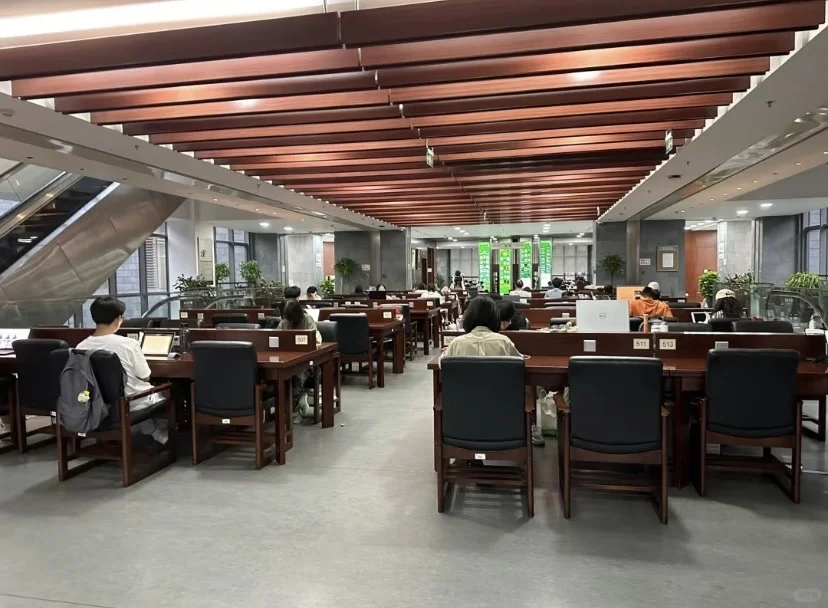 人大自习，满满的满足感