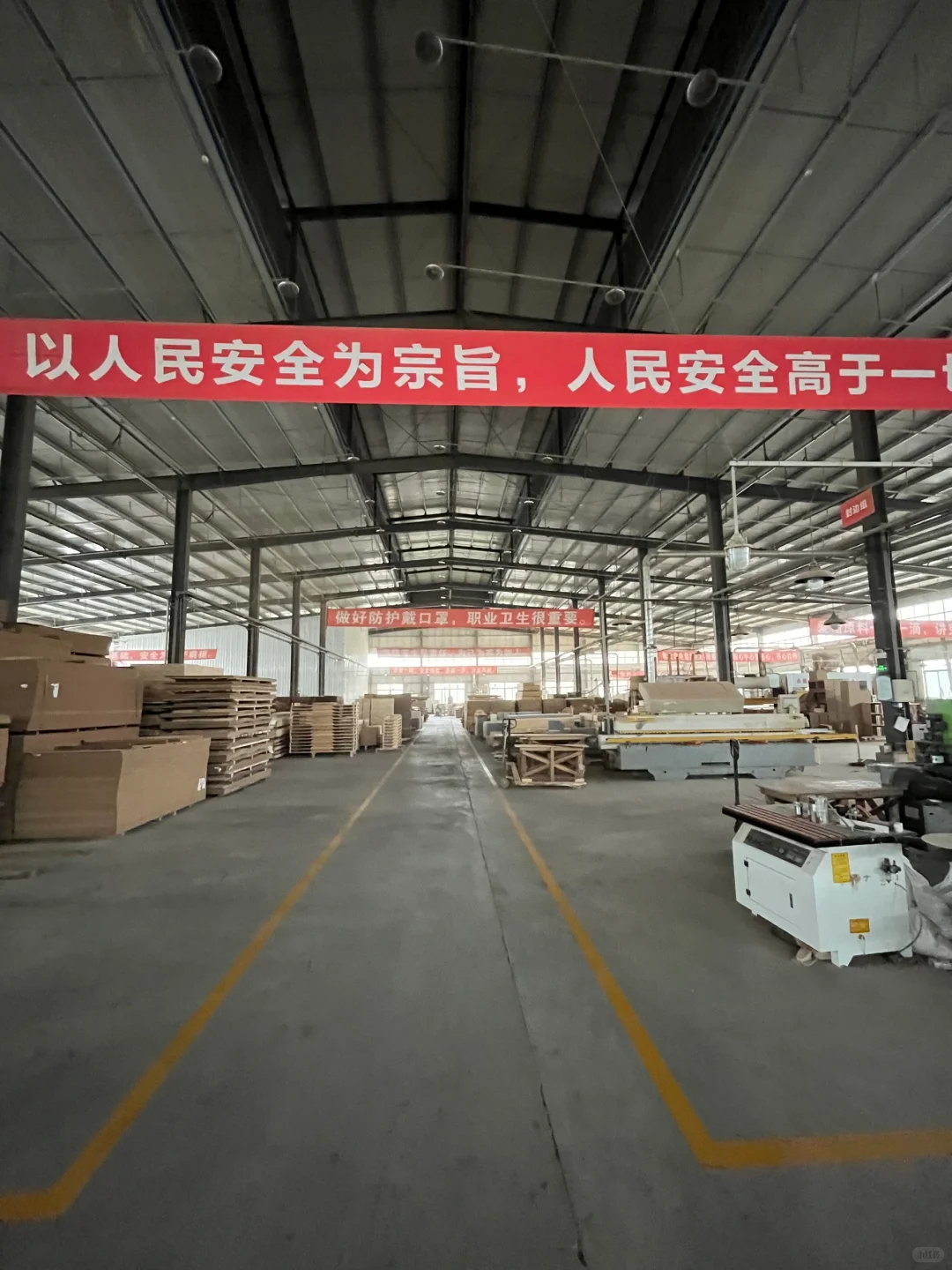 ?泸州家具工厂内部长这样