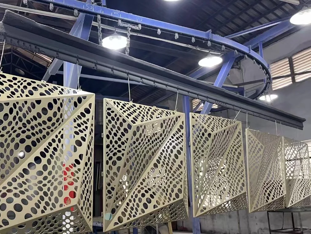 发现一家卖铝单板工厂直销产地