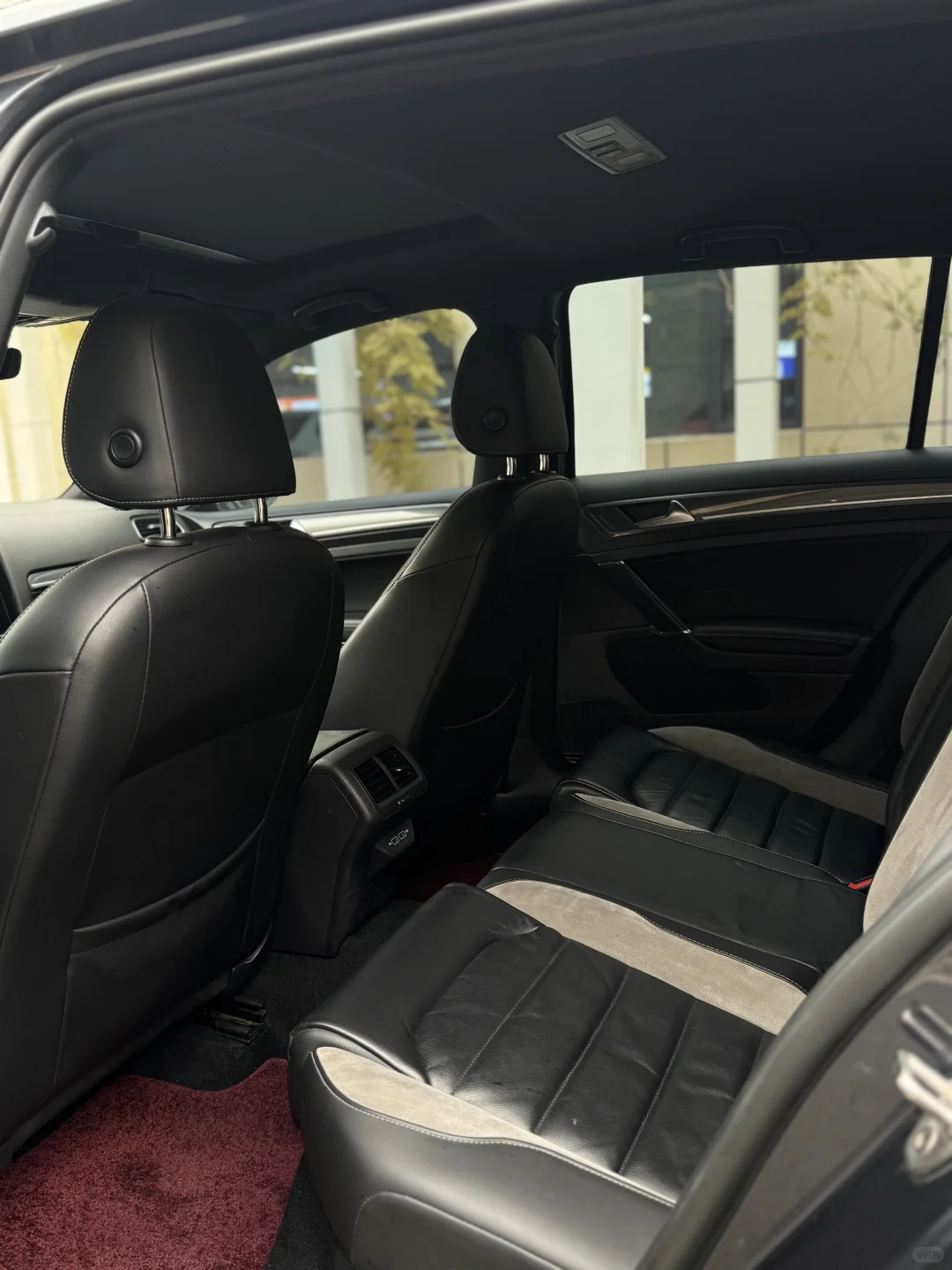 出一台19年带液晶仪表7.5rline，达喀尔蓝