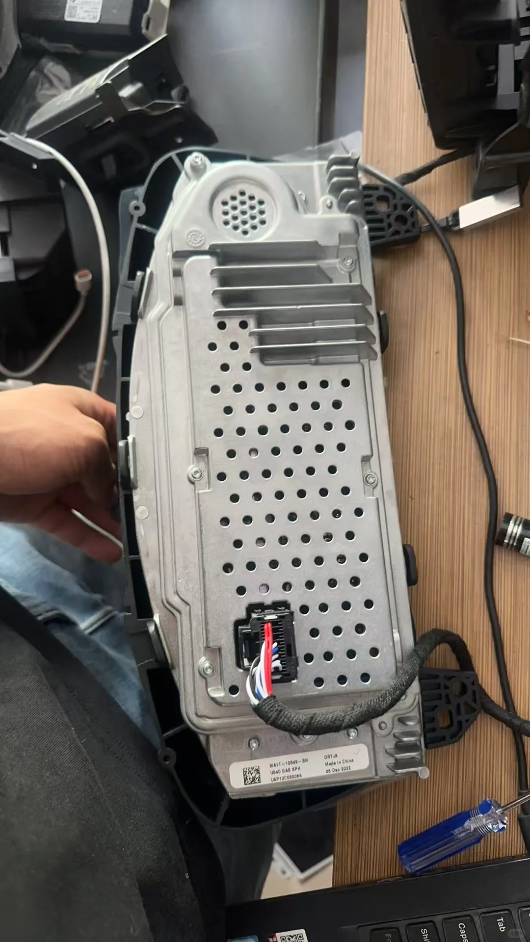 蒙迪欧原厂液晶仪表搞起