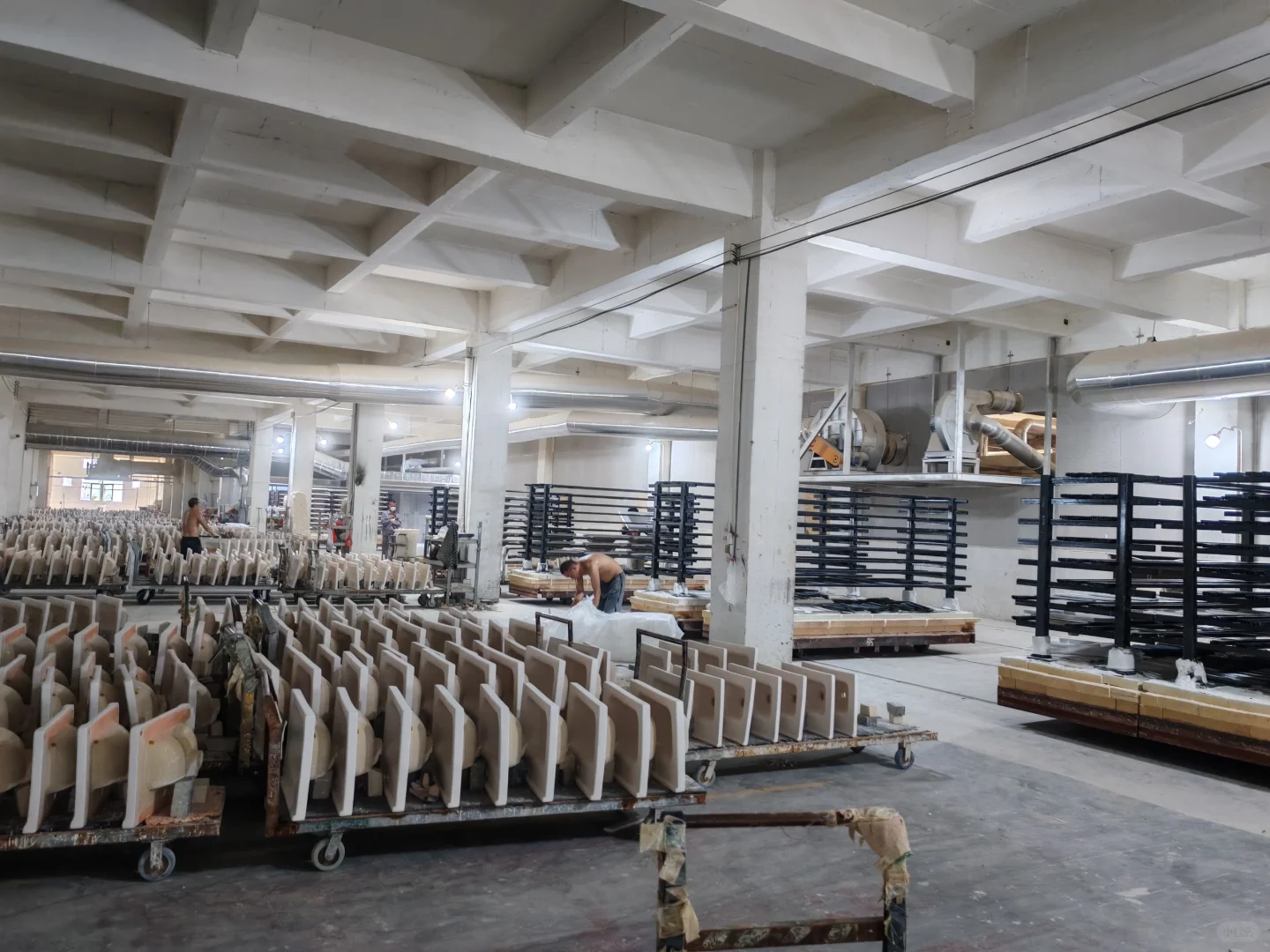 在潮州古巷——20年卫浴生产经验