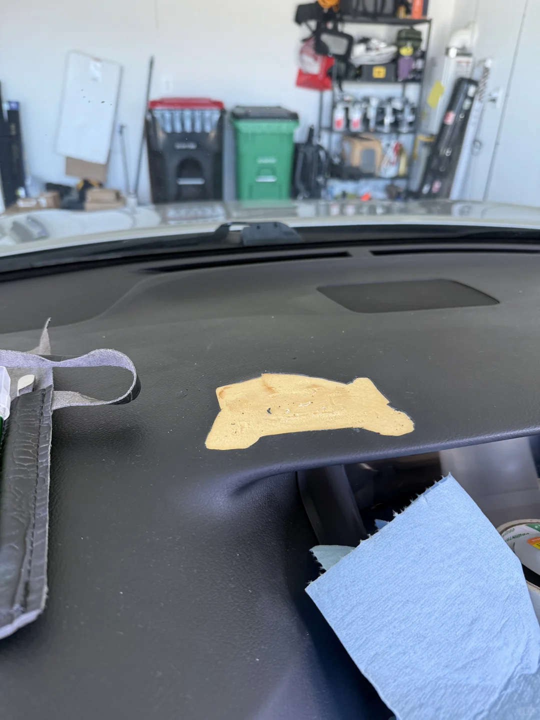 雷克萨斯Rx350仪表台破损修复