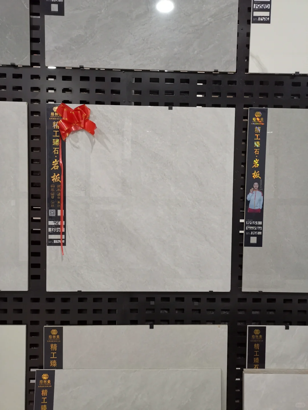 展厅！瓷砖 库房批发