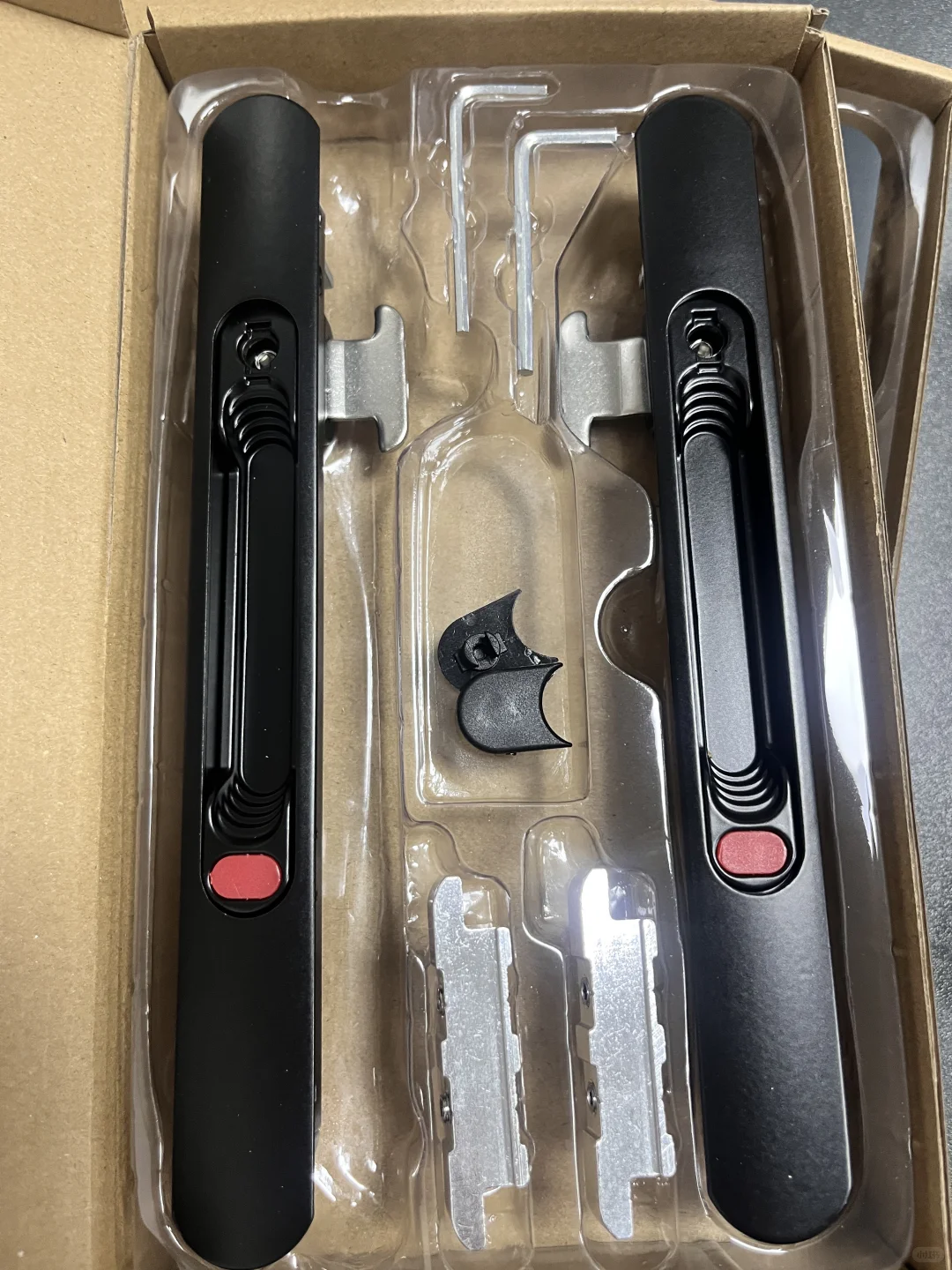 门窗配件源头工厂在这里