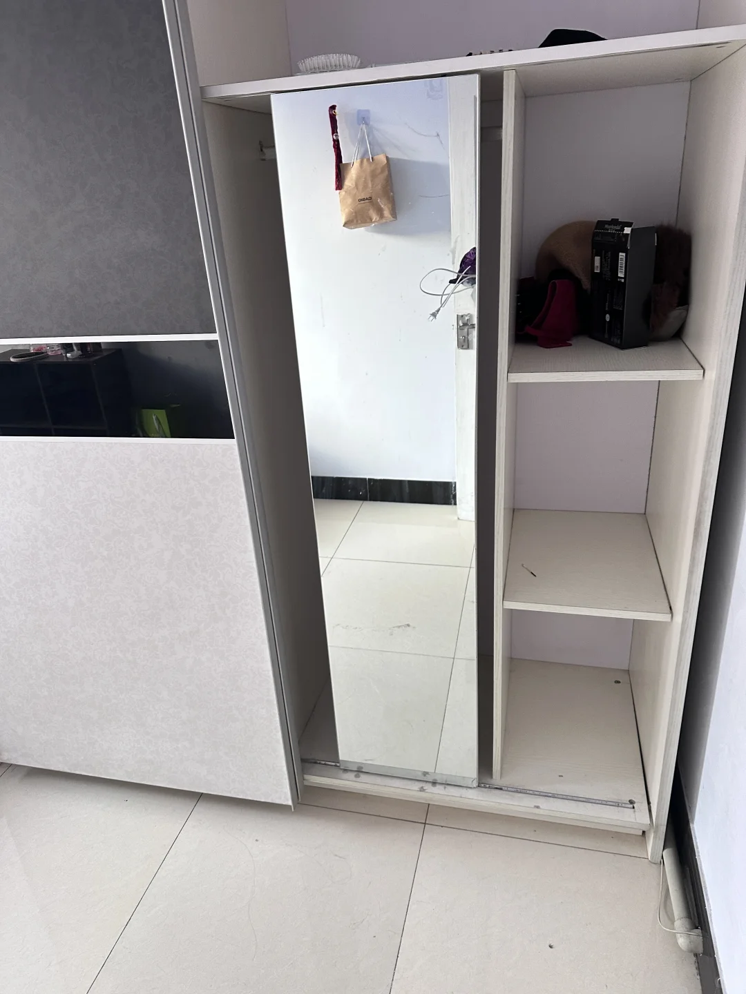 林业局家属楼单间出租仅限女声 1763140374