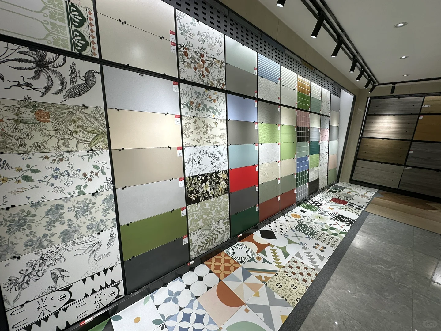 瓷砖工厂批发仓库