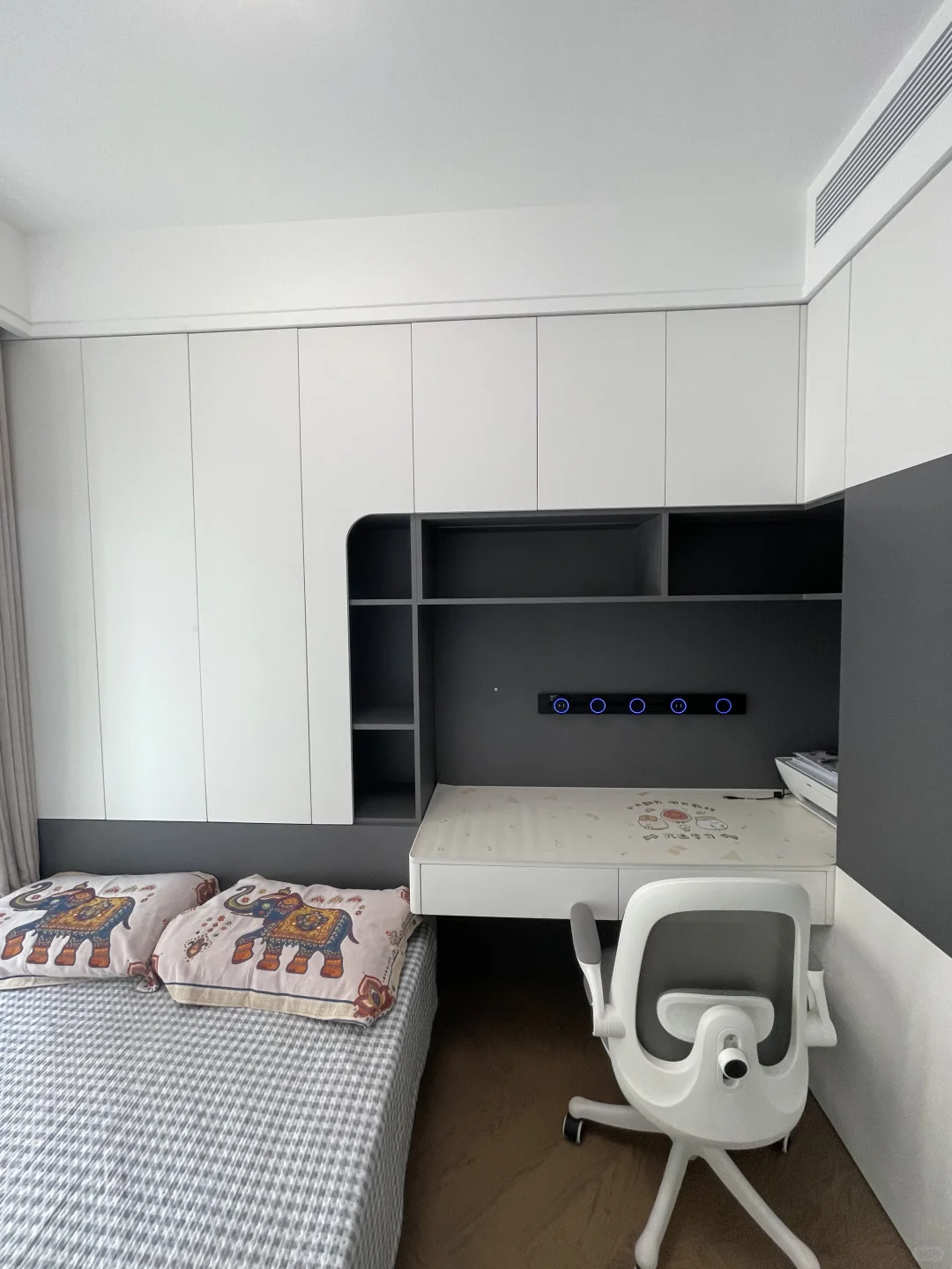 太原宝藏及全屋定制工厂?