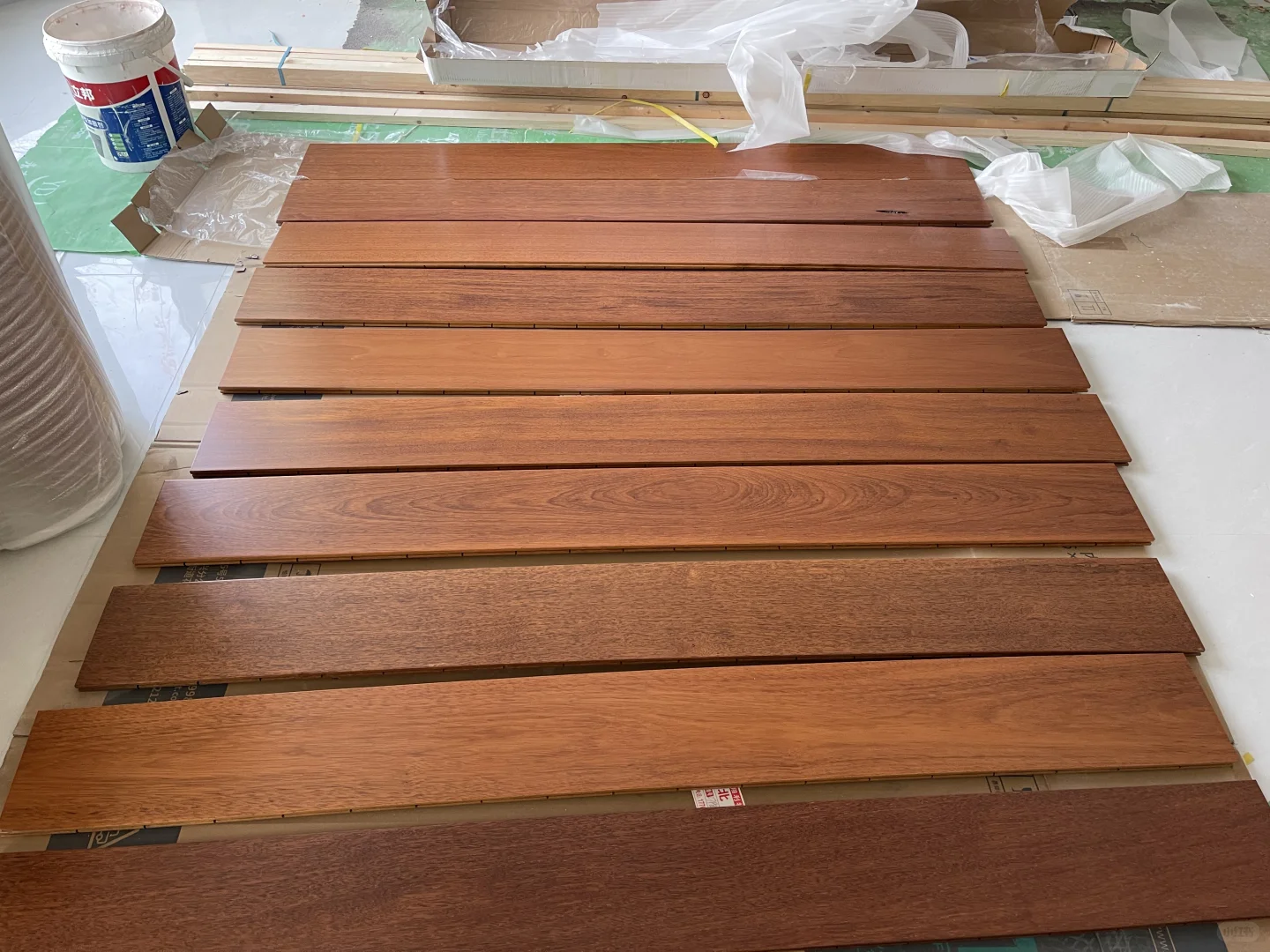 木地板装完了，来交换一张你家的地板吧