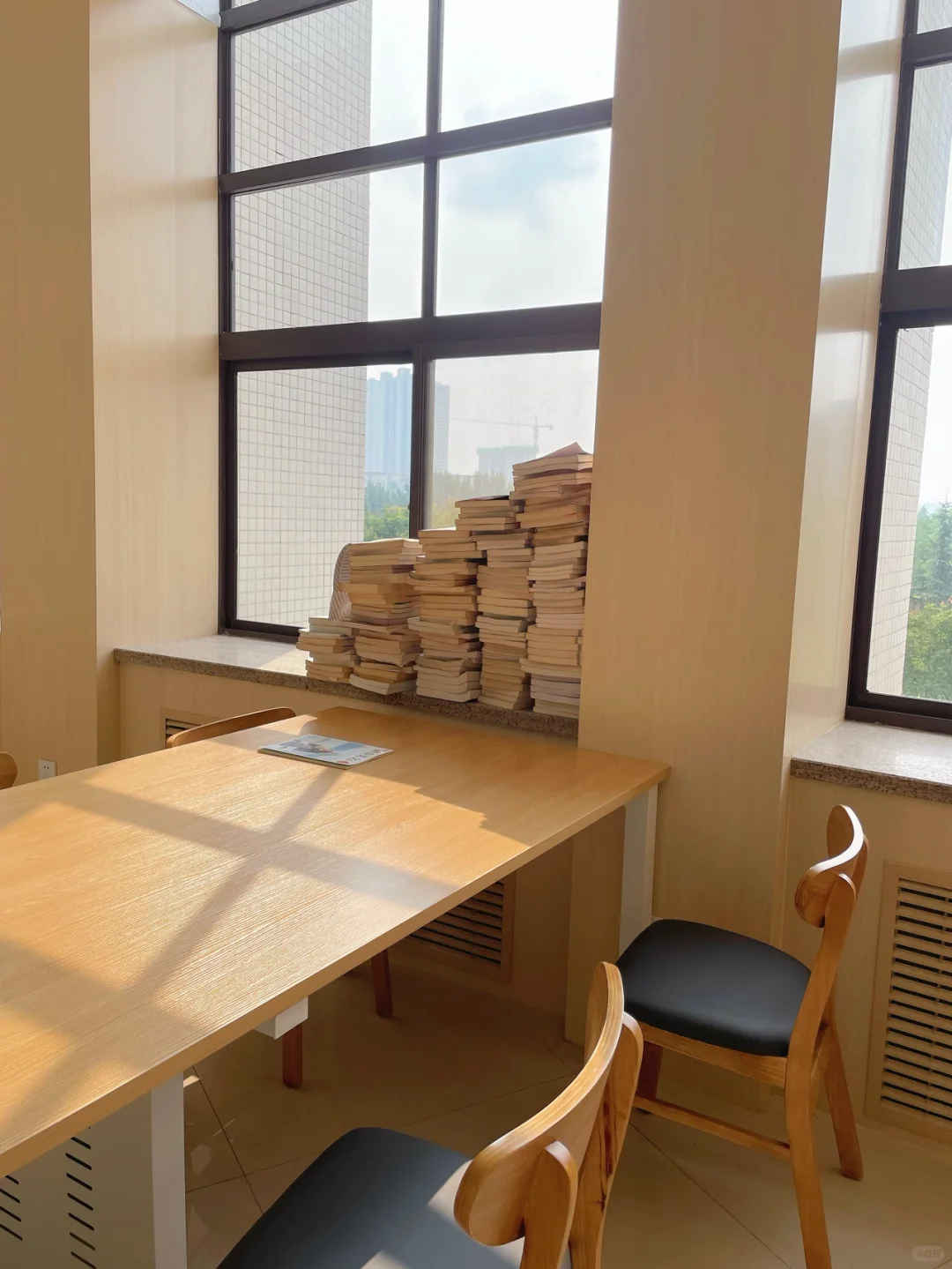 学校的图书馆：像是闯入另一个仙境