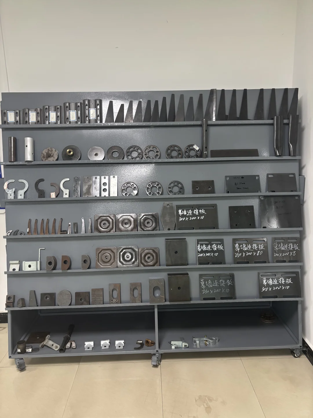 高明构业宝钢结构加工