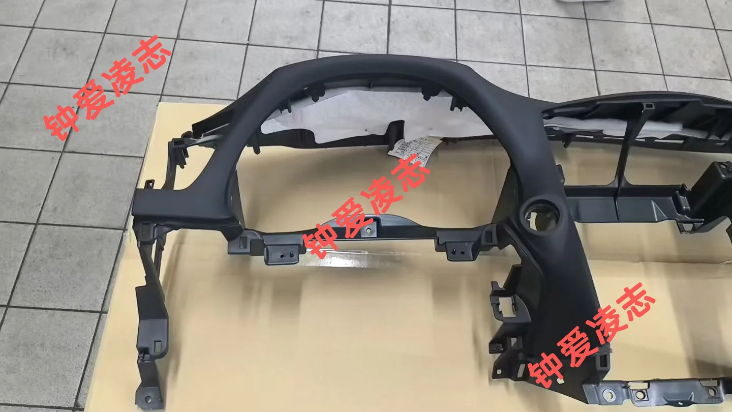 雷克萨斯ISF仪表台 国内最后一个