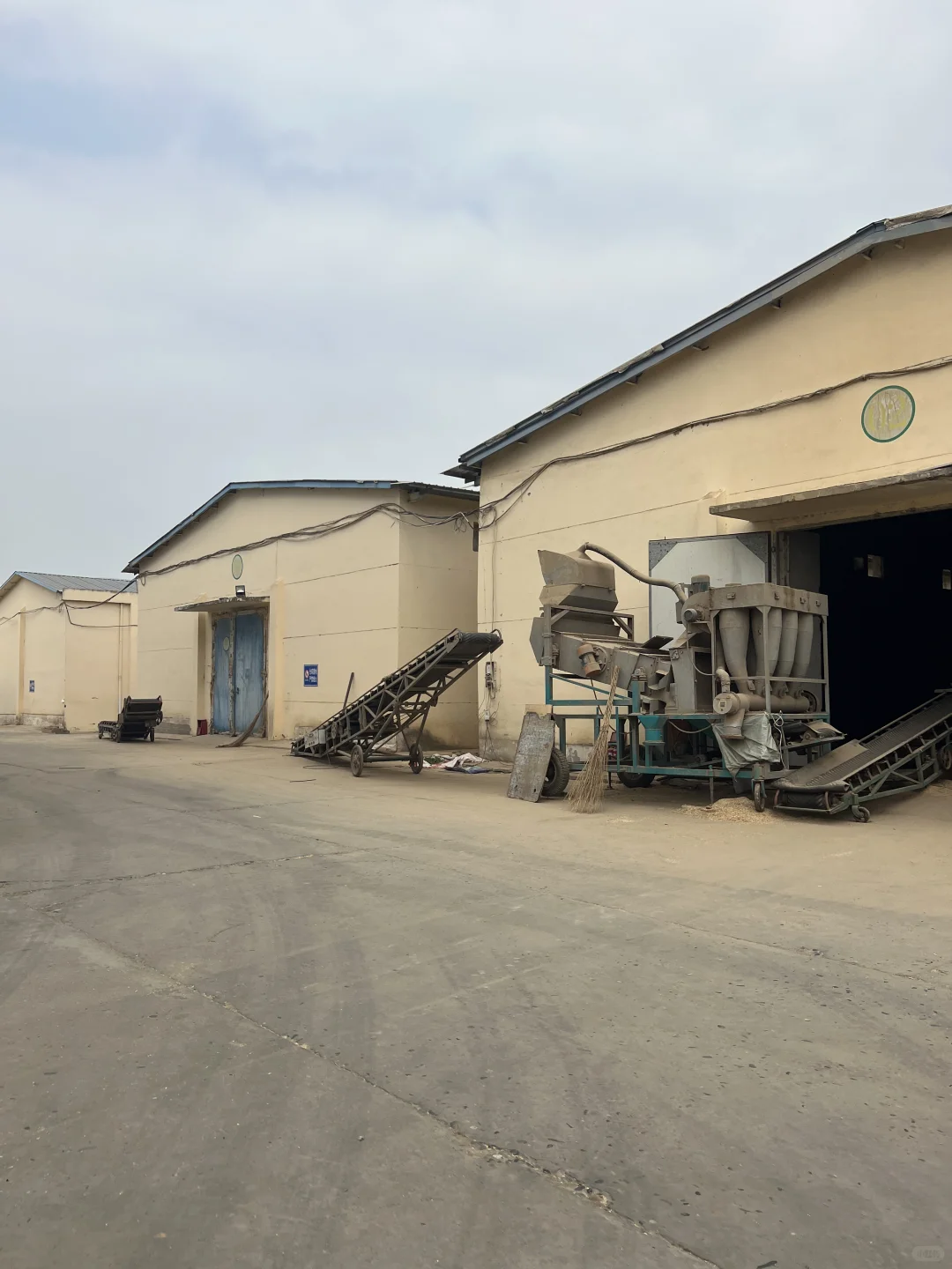 收获的季节，大国粮仓。收粮！