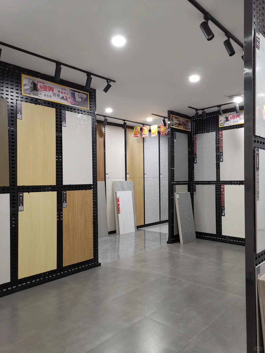 展厅！瓷砖 库房批发
