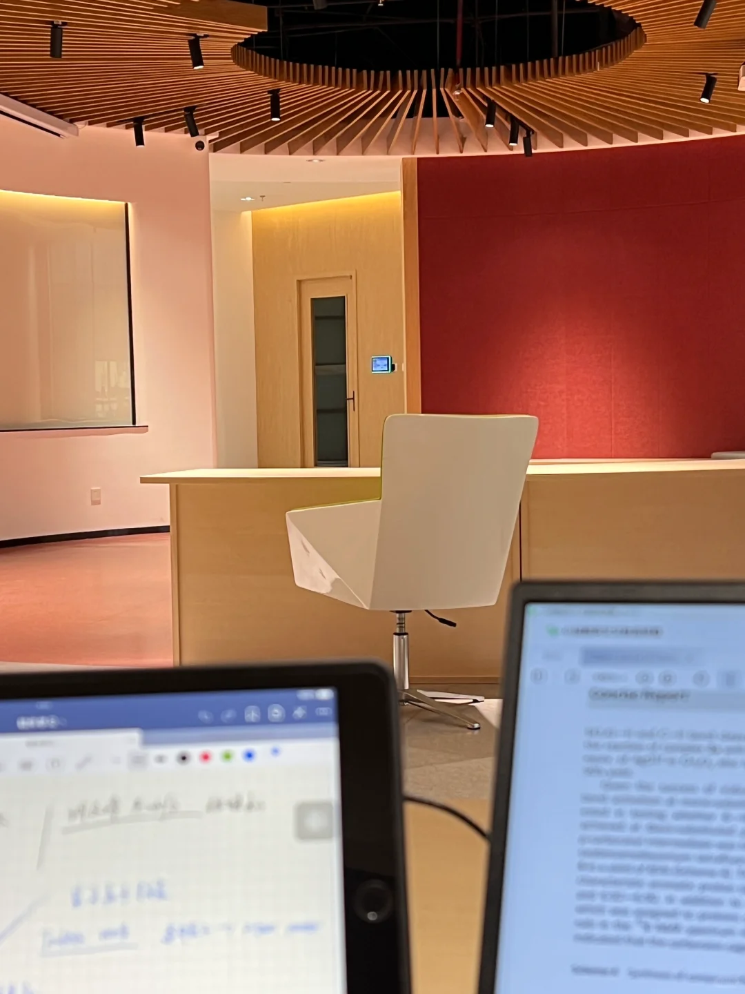 进组前图书馆坐一坐（我爱看洋文?全是感情）