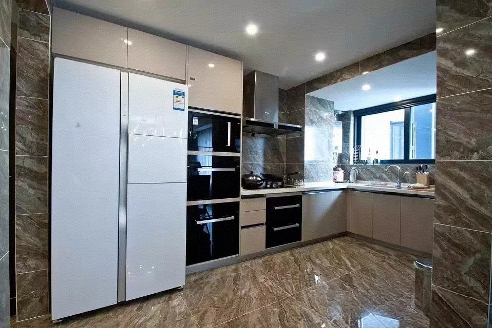 华中农业大学 揽胜公园新出三居 含泪出