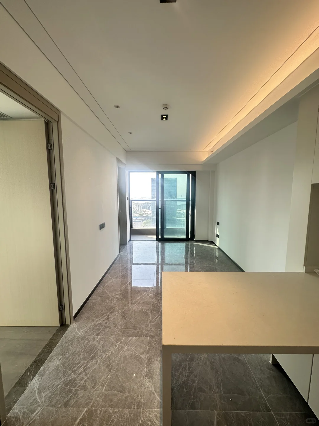 ?会展湾东城 海景两房一厅空房自由配置