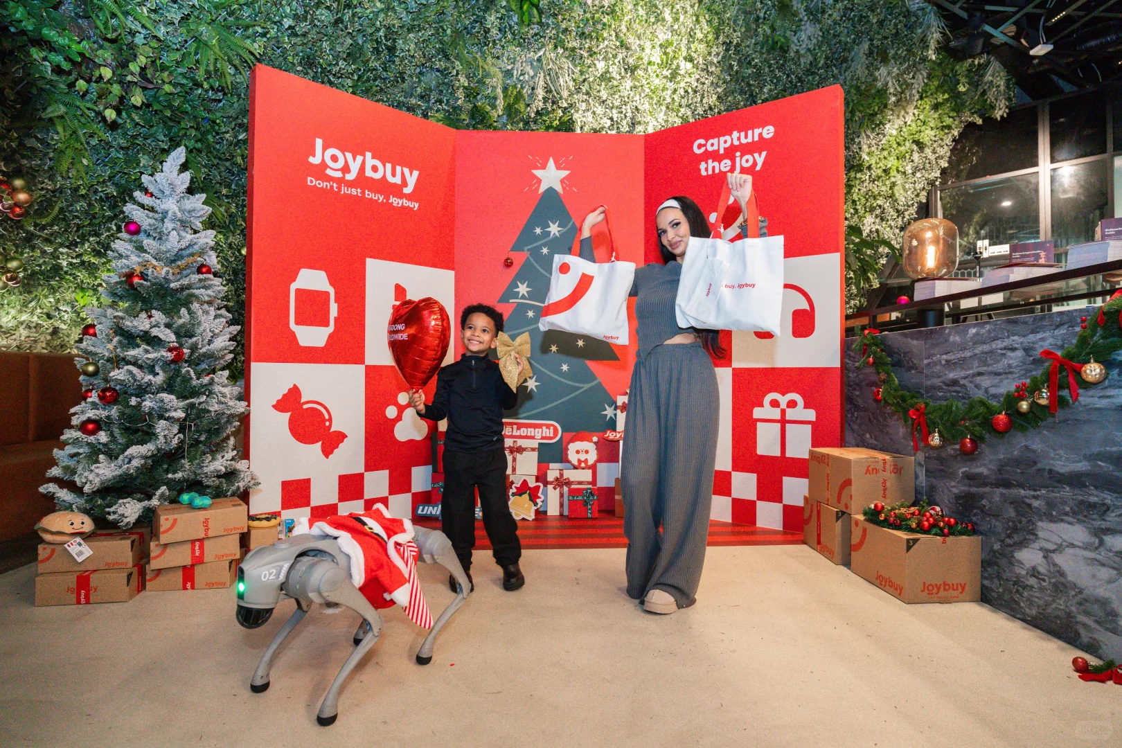 ??Joybuy圣诞快闪活动圆满举办?