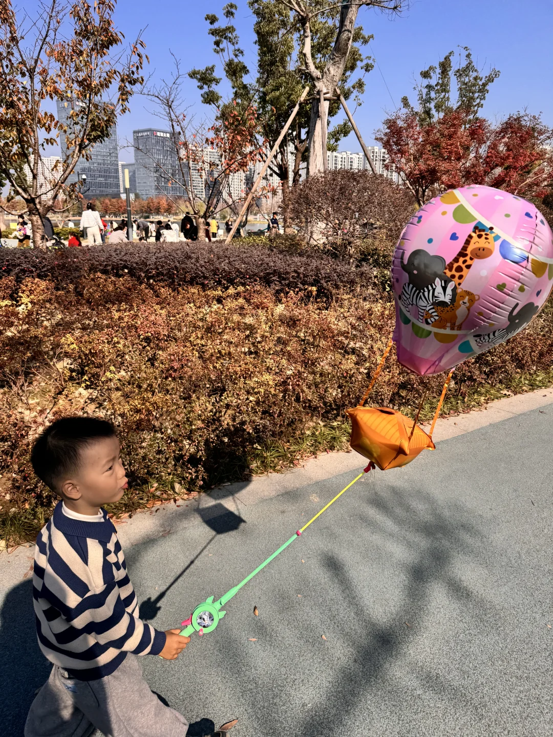 临平遛娃类似龙安湖公园的还有吗？