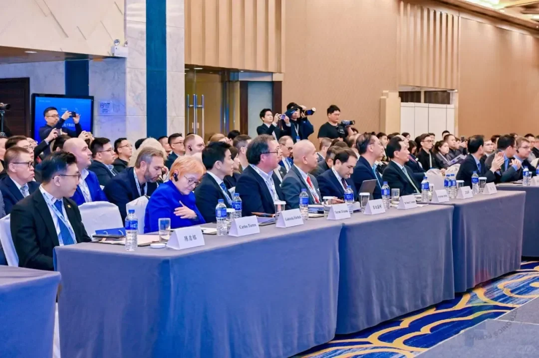 第十六届亚洲电子论坛在澳门圆满举办！