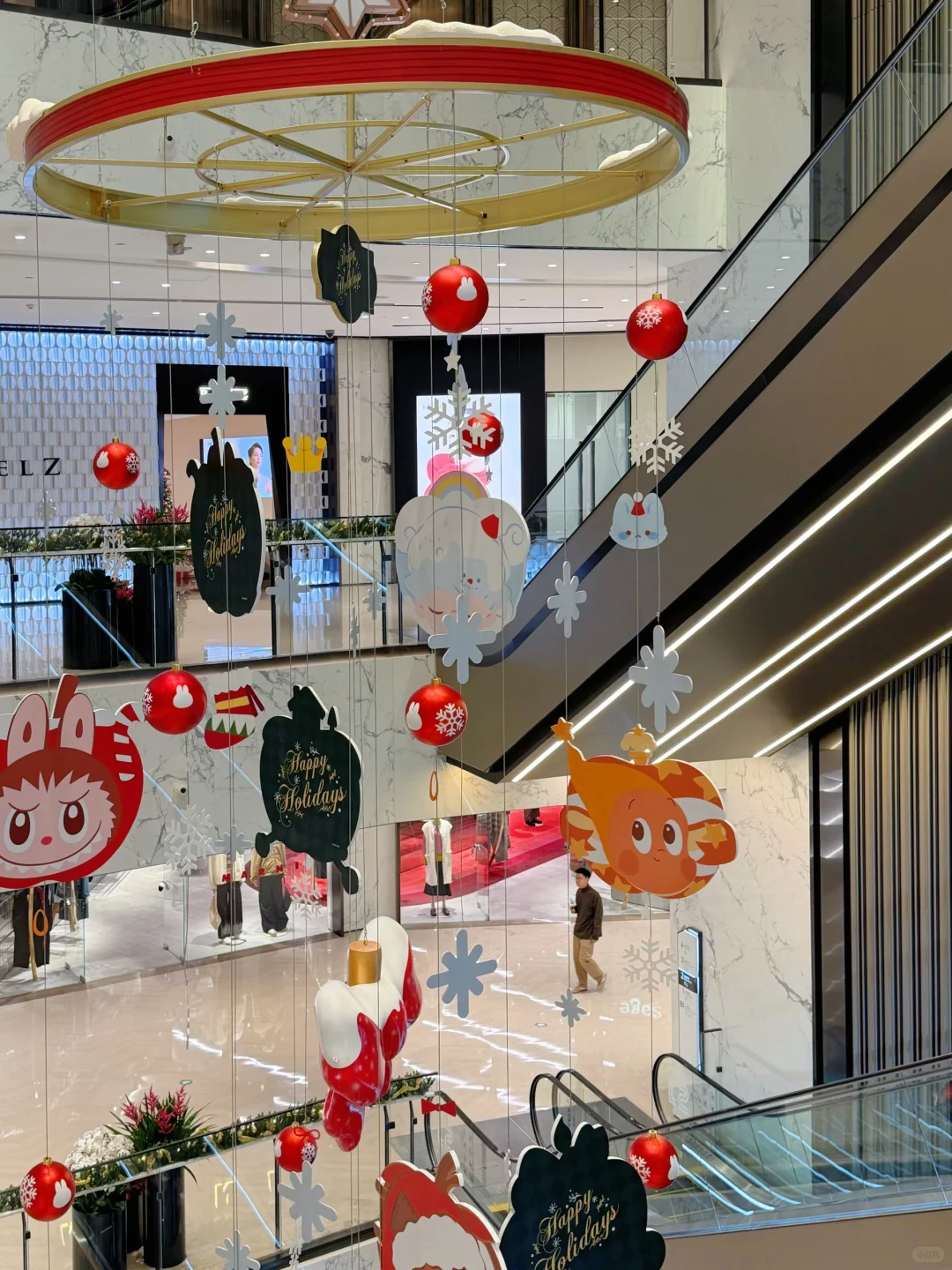 上海圣诞?新展?✨?U are Apple of My Eye