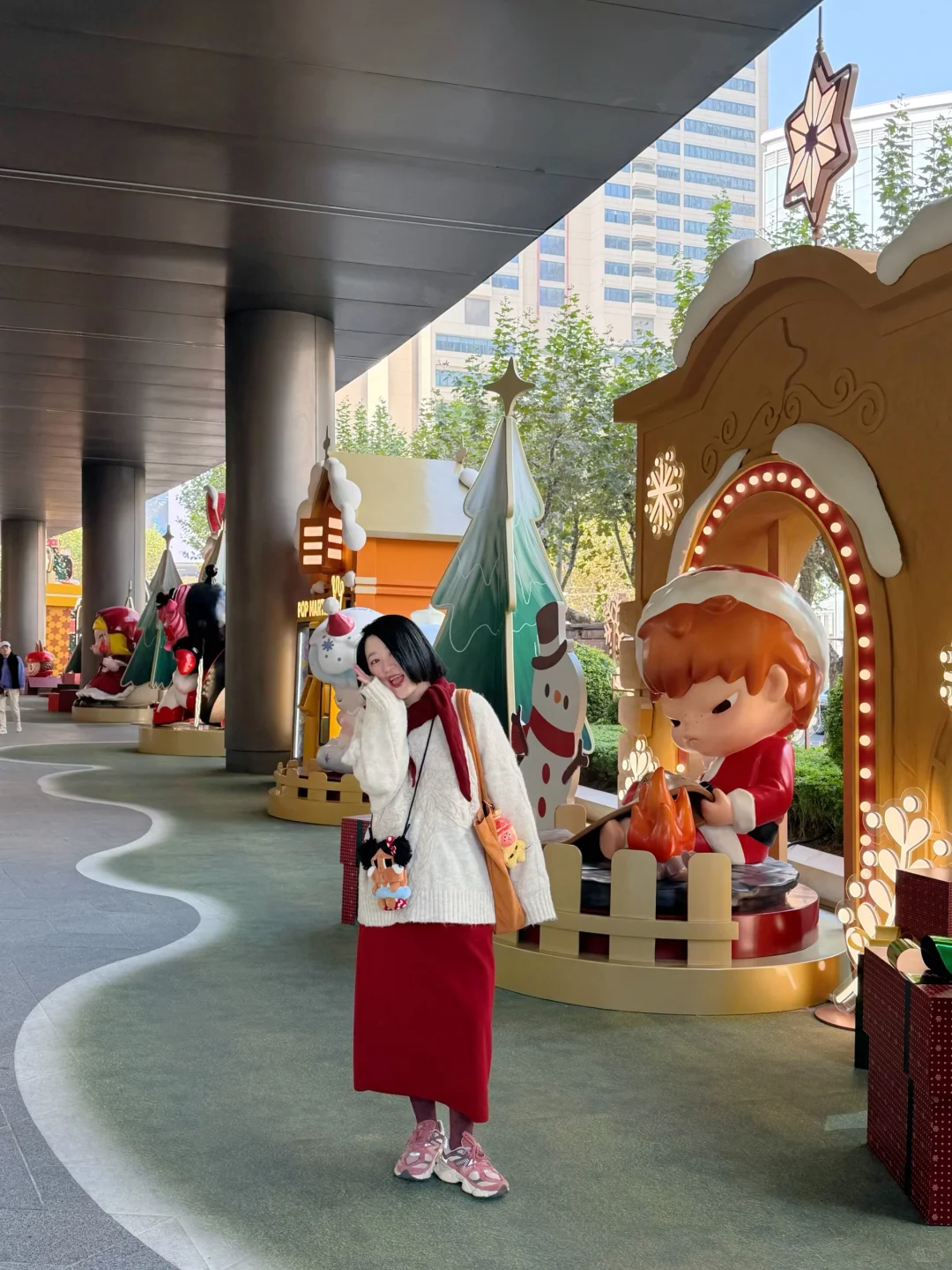 上海圣诞?新展?✨?U are Apple of My Eye