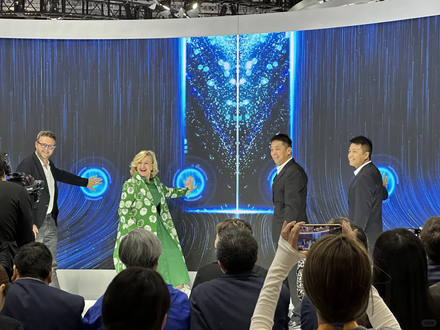 2025进博会必逛！欧莱雅「美之道」