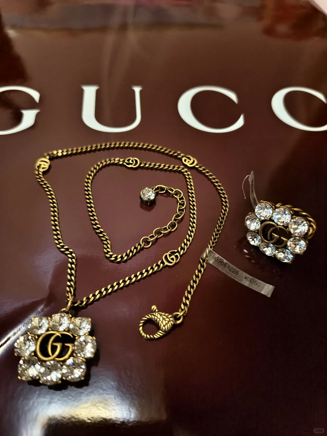 Gucci虐我千百遍
