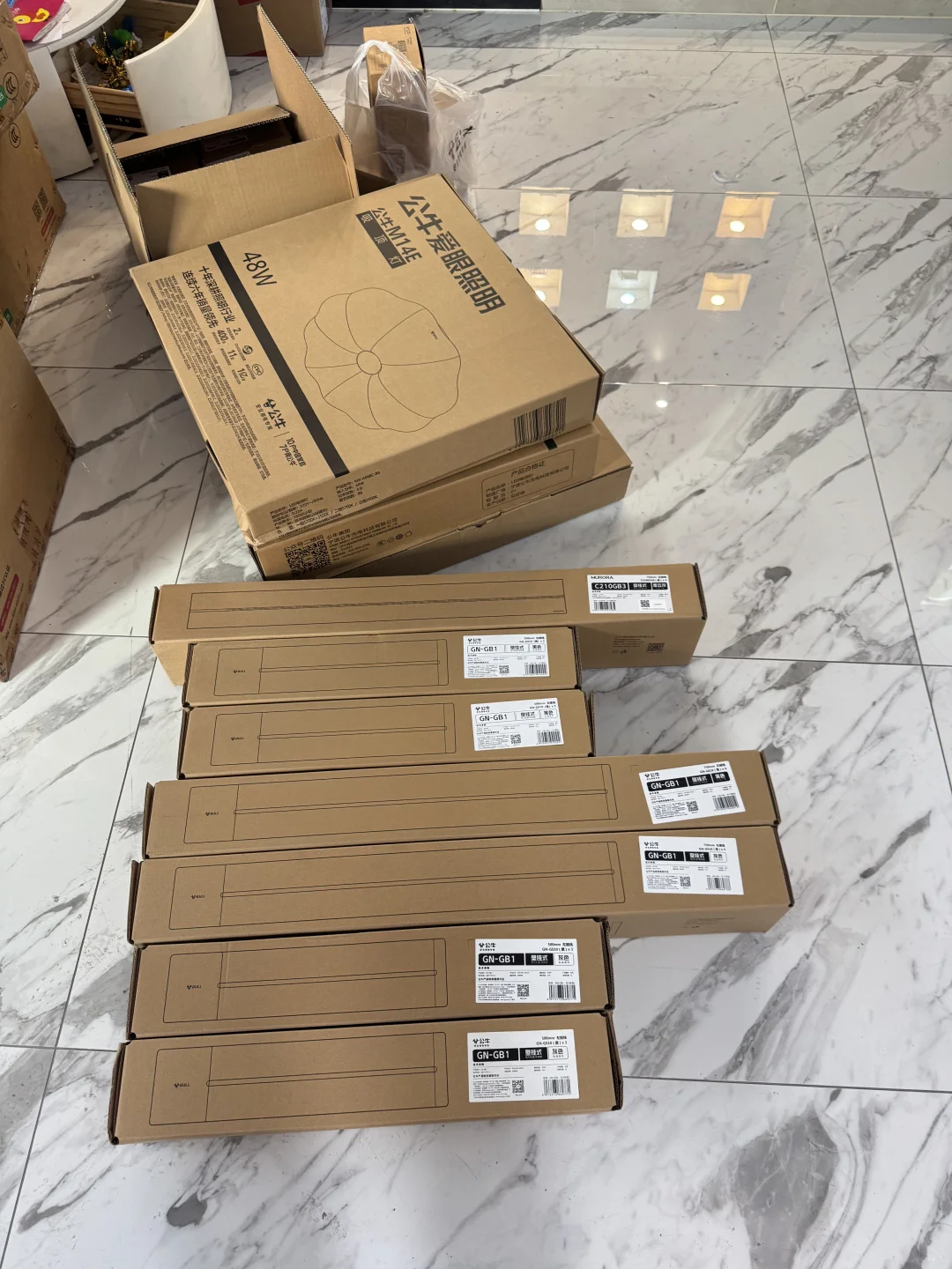 批发人的日常：操着老板心 赚着辛苦钱