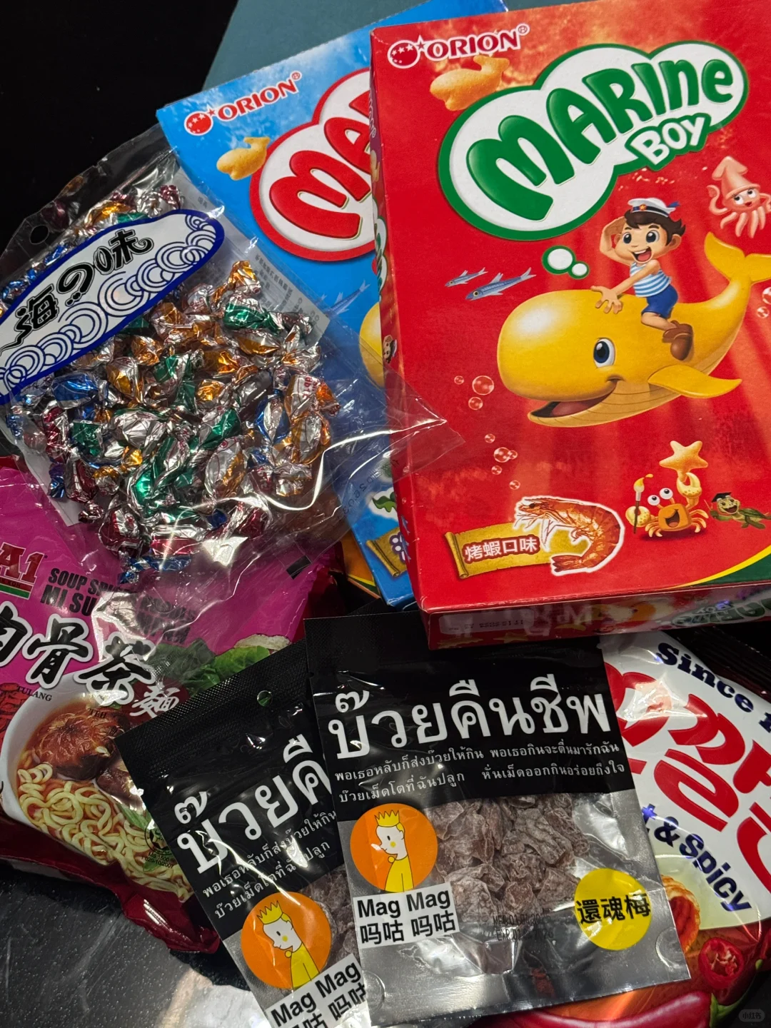 桃園 ⦚ 擼貓買零食? 一堆泡麵飲料隨便挑！