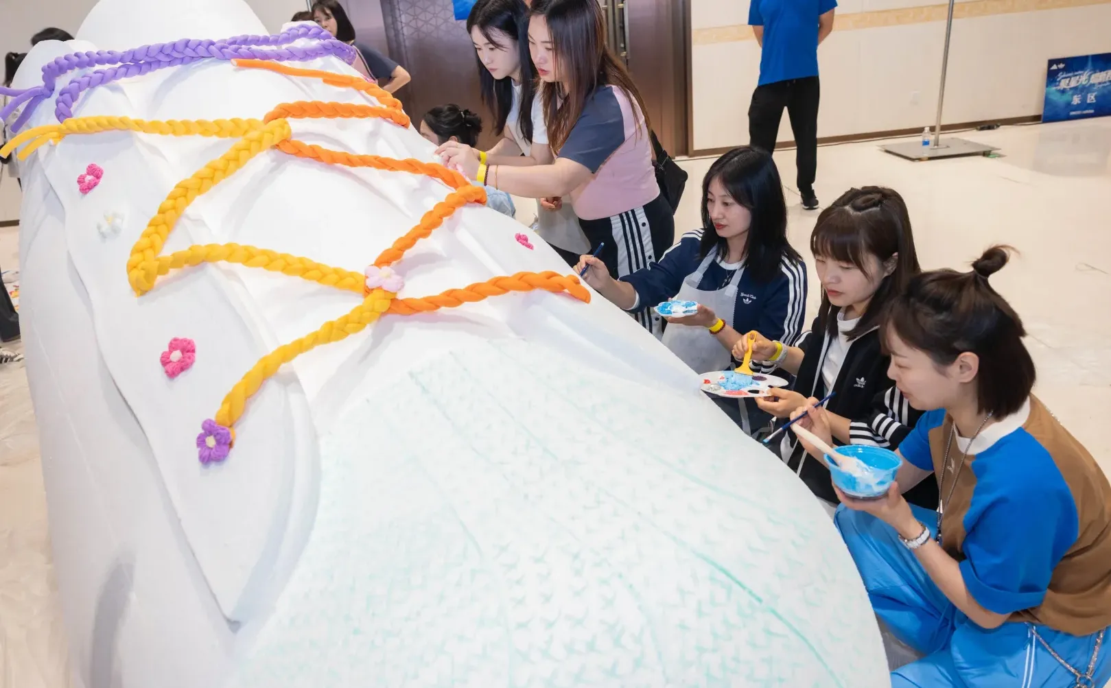 【活动策划】Adidas SHINE 2025年度盛典