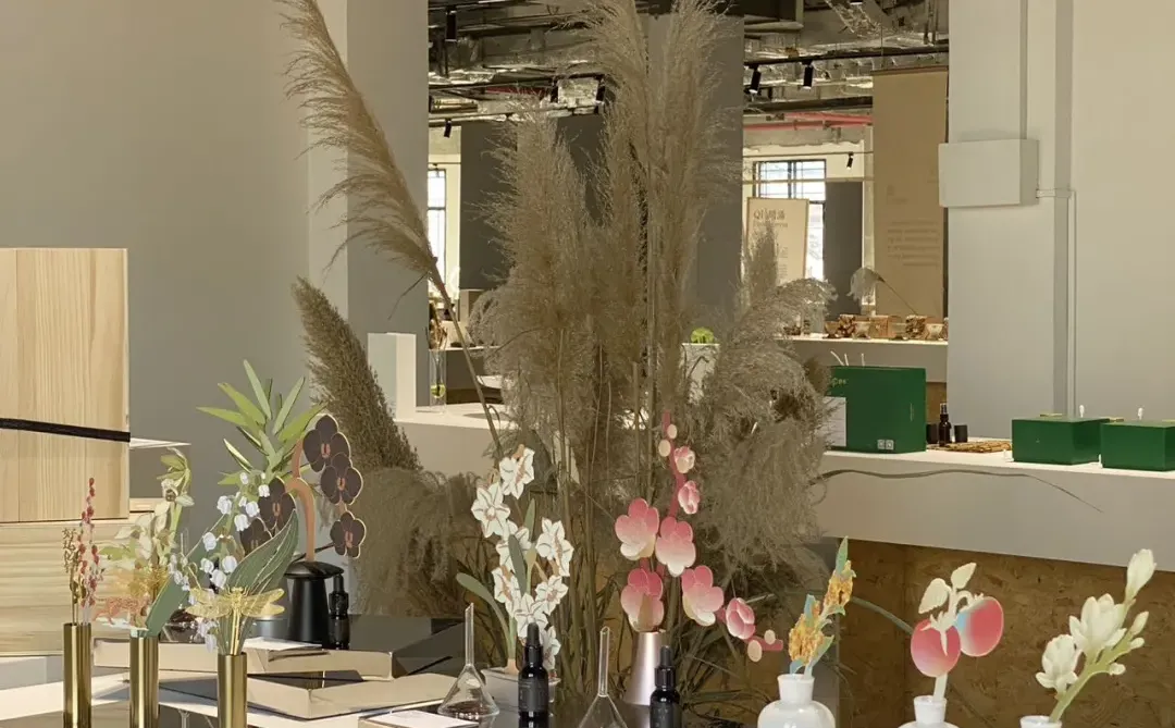 请看！香薰器物展和工业风空间的适配度