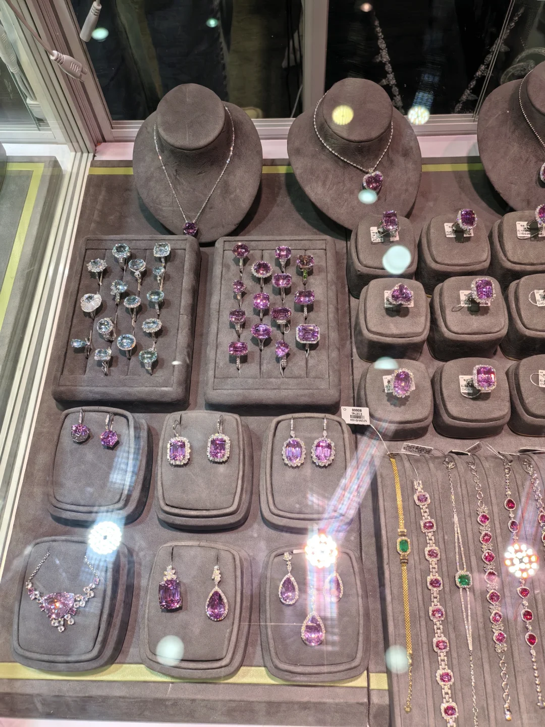 今天农业展览馆珠宝展