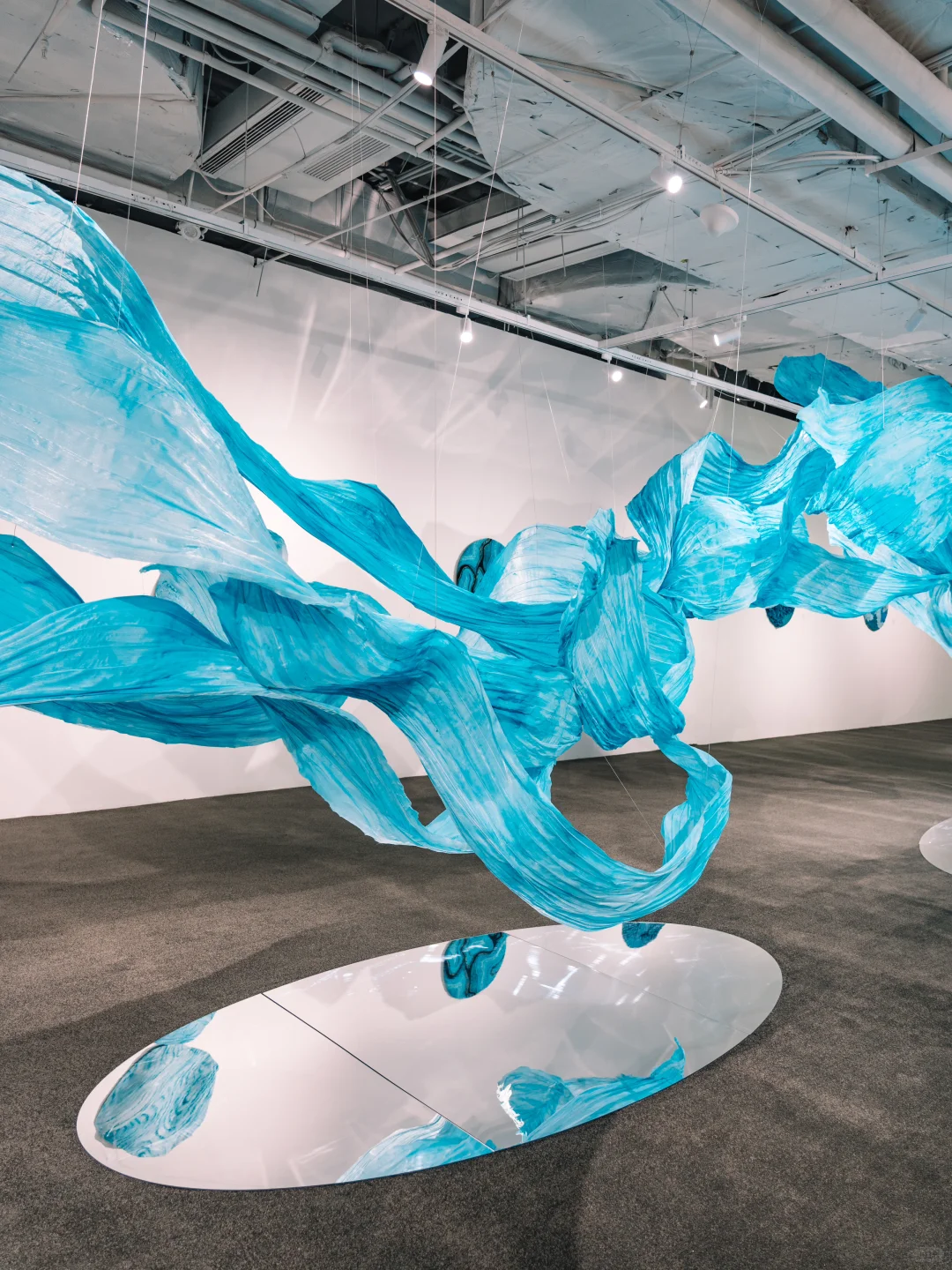 合肥看展｜in77 周年庆现「流动生长」织物艺术