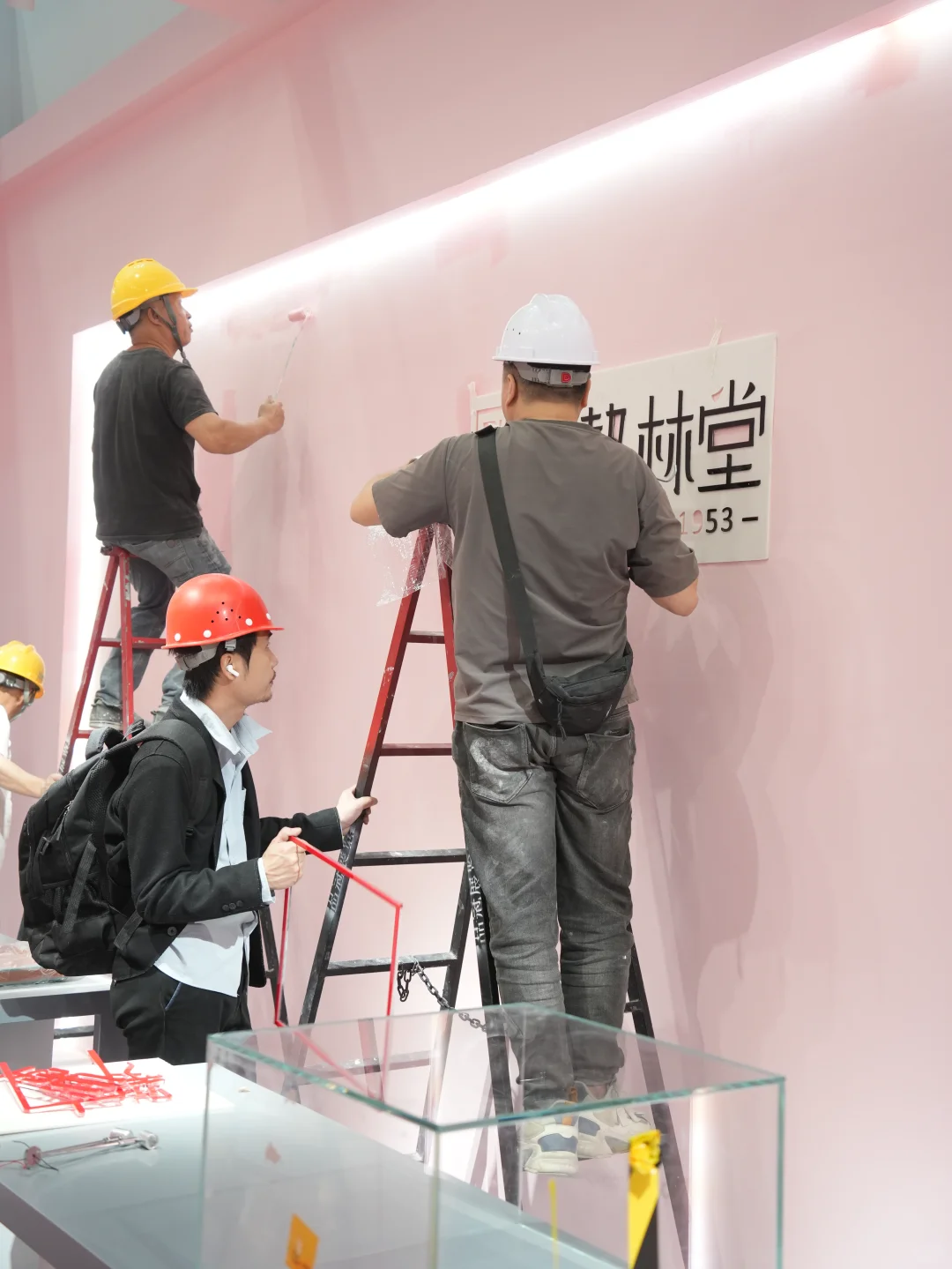 千十弄X艺林堂·深圳茶博会准备中…