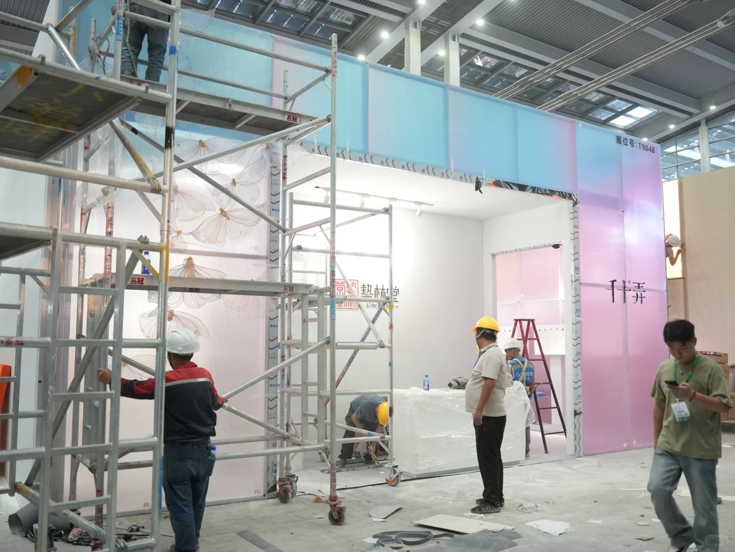 千十弄X艺林堂·深圳茶博会准备中…