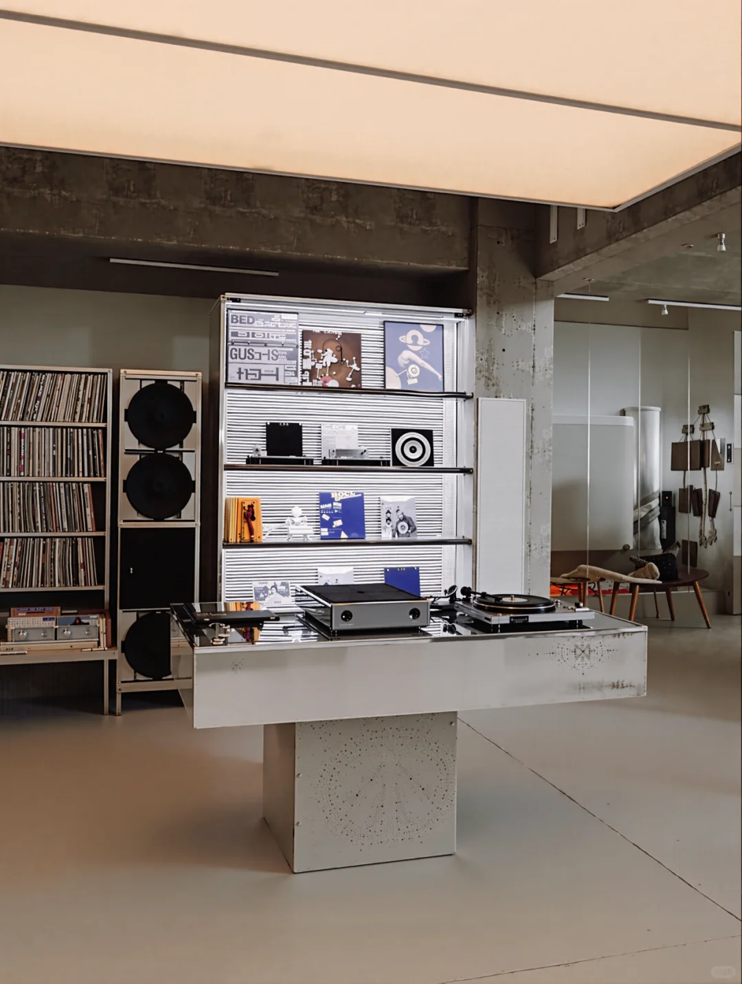 把创意焊进工作室?上班像在逛先锋创意展