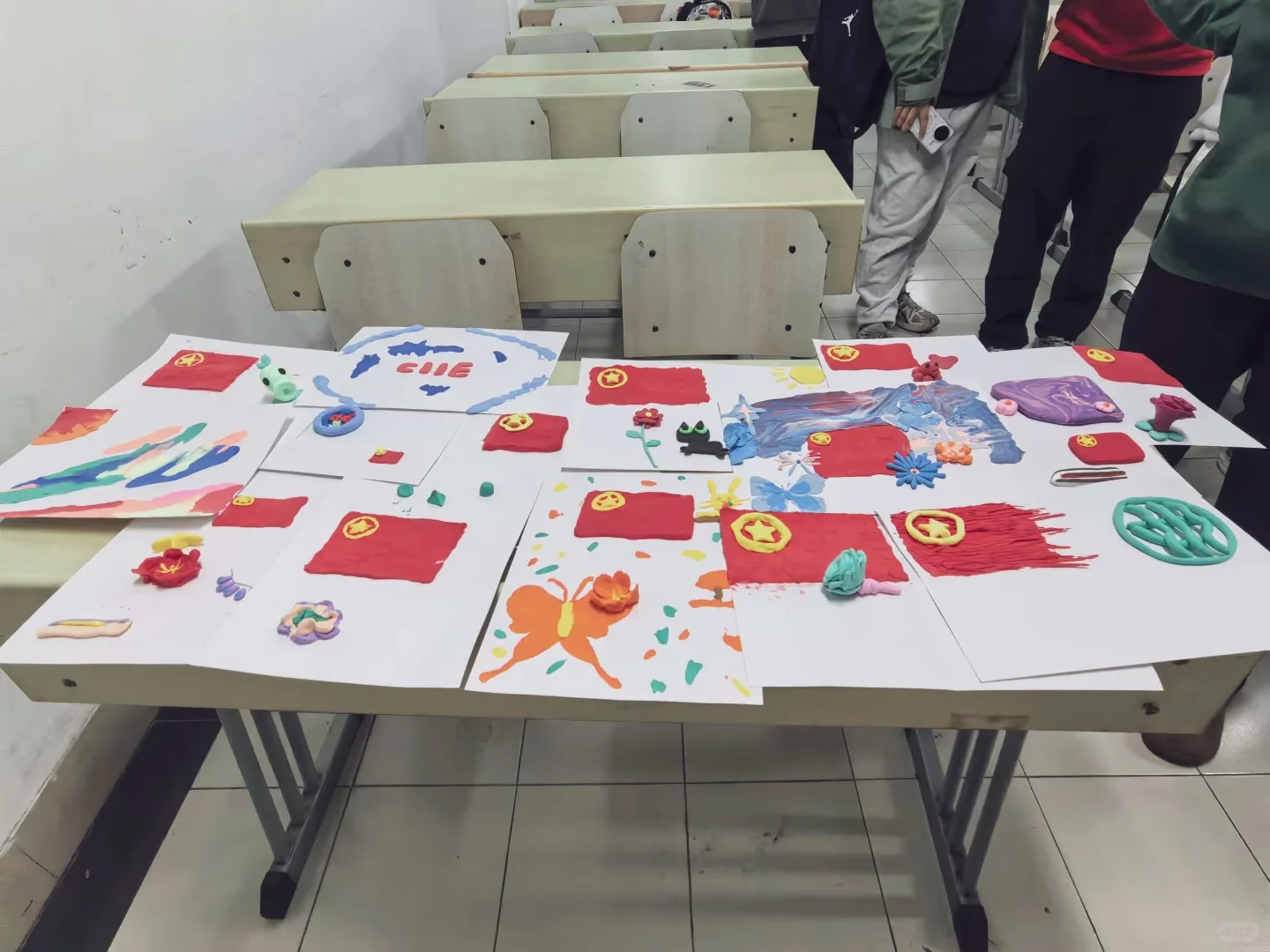 卓服2503团日活动